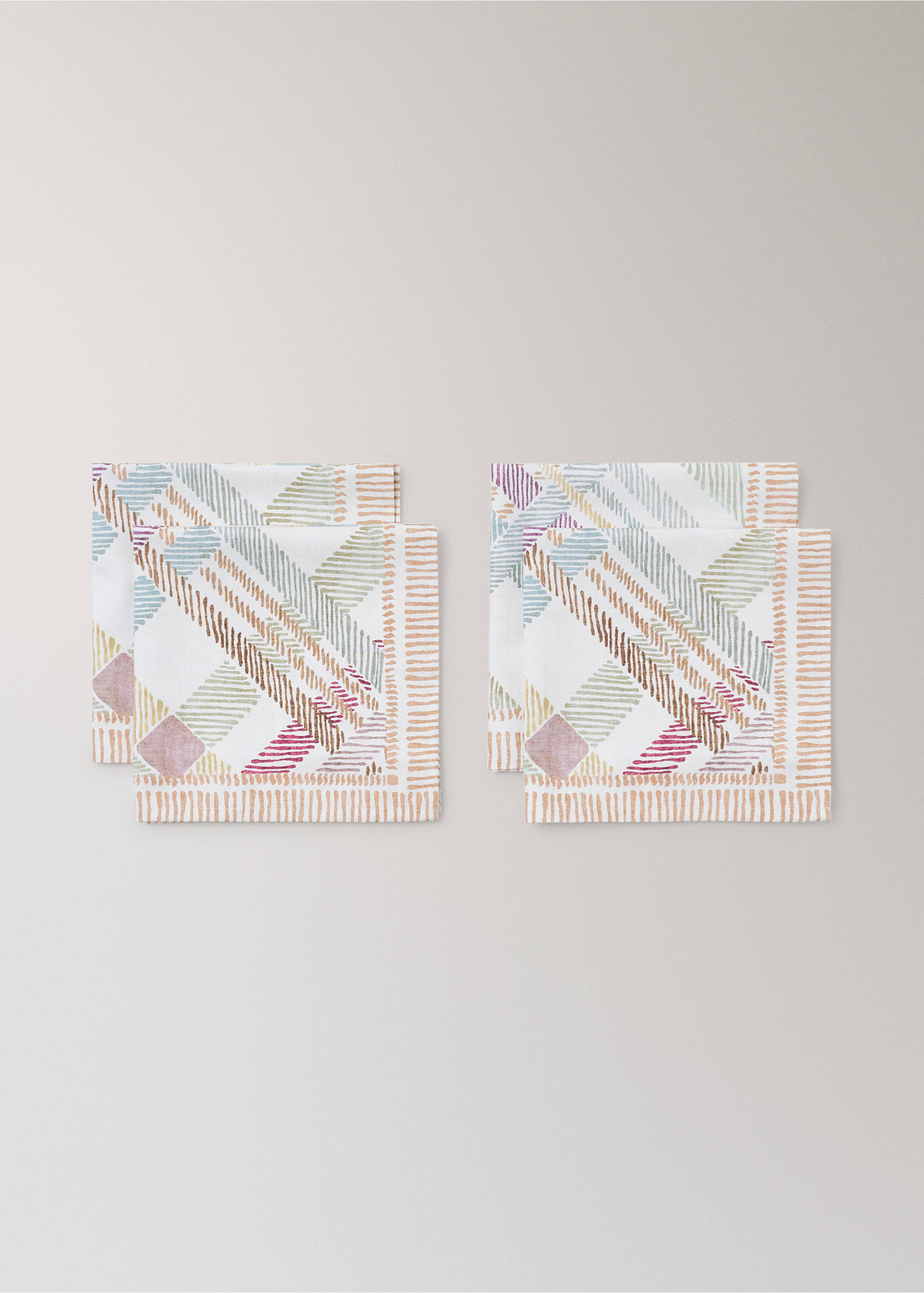 Mehrfarbige bedruckte Baumwollservietten - Detail des Artikels 1, Lila. Ref: 27051532-00.