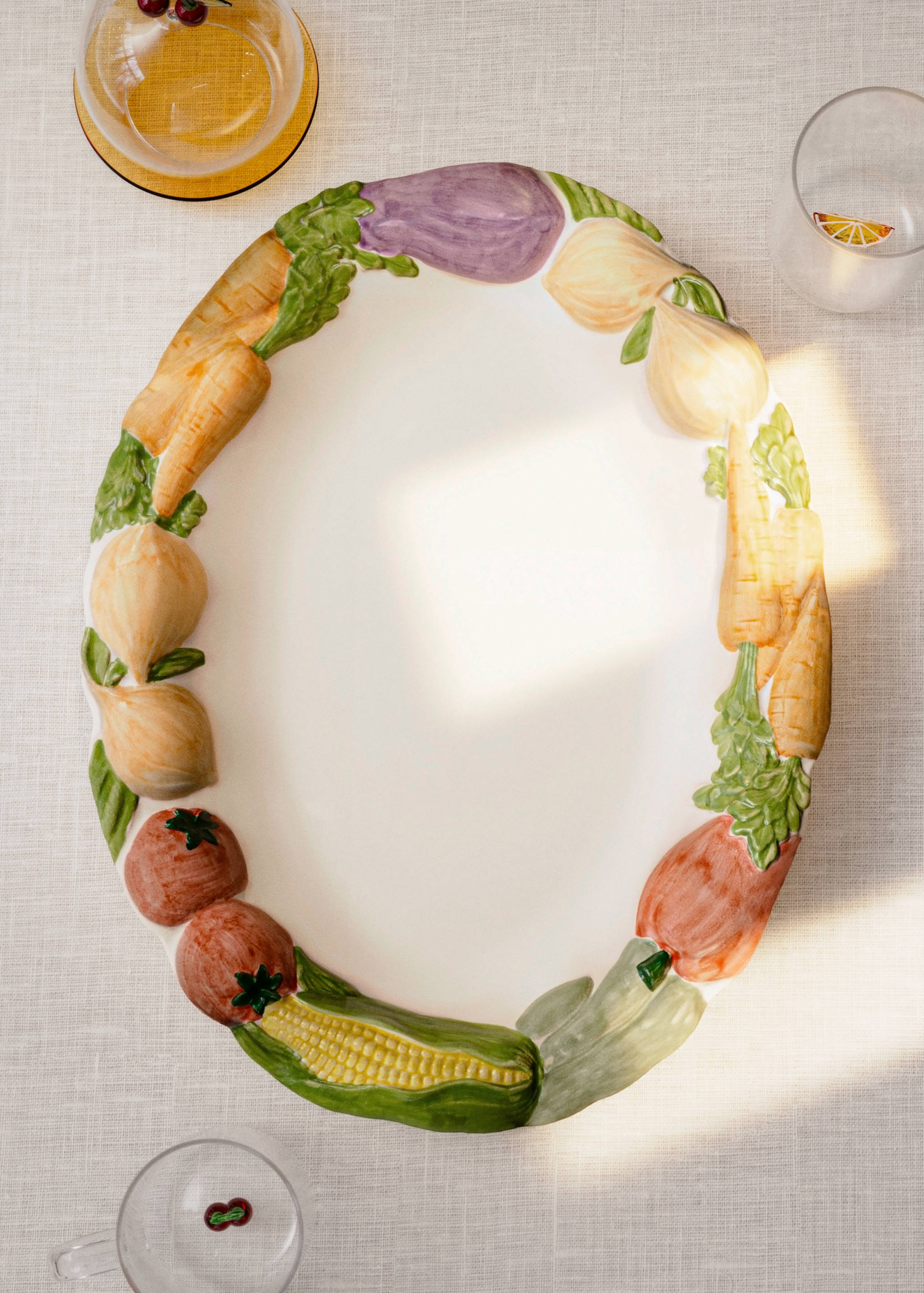 Fruchtige Steingutplatte - Allgemeine Ansicht