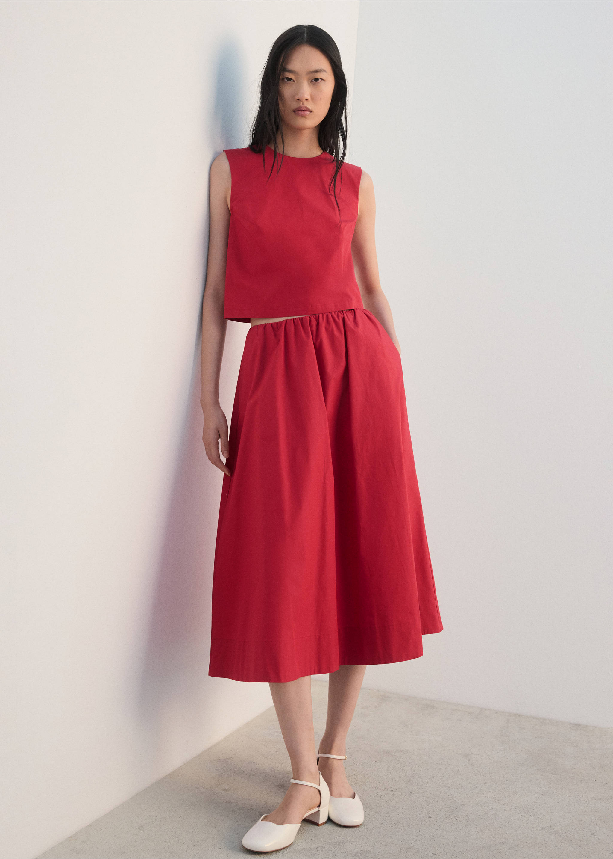 Atasan crop berkancing - Tampilan Umum, Merah. Ref: 27052538-00.