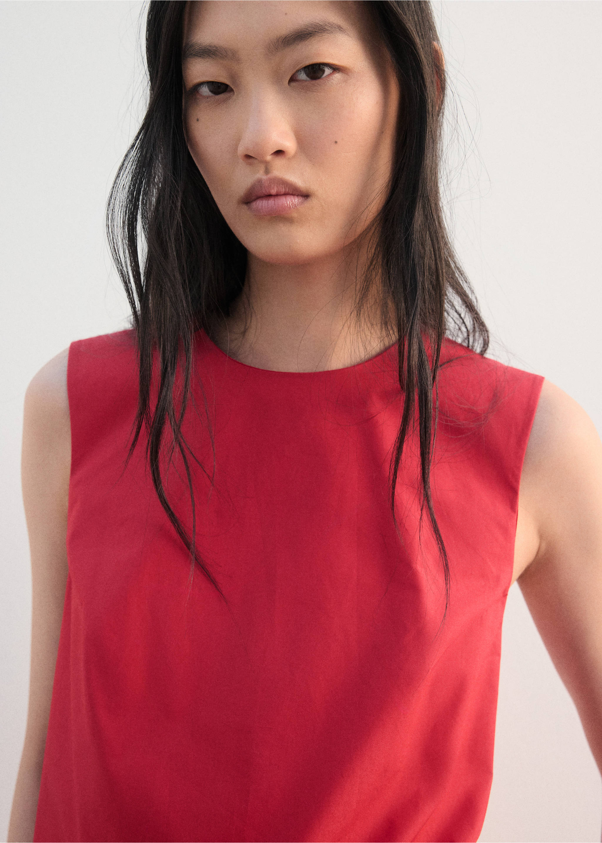Atasan crop berkancing - Rincian barang 1, Merah. Ref: 27052538-00.