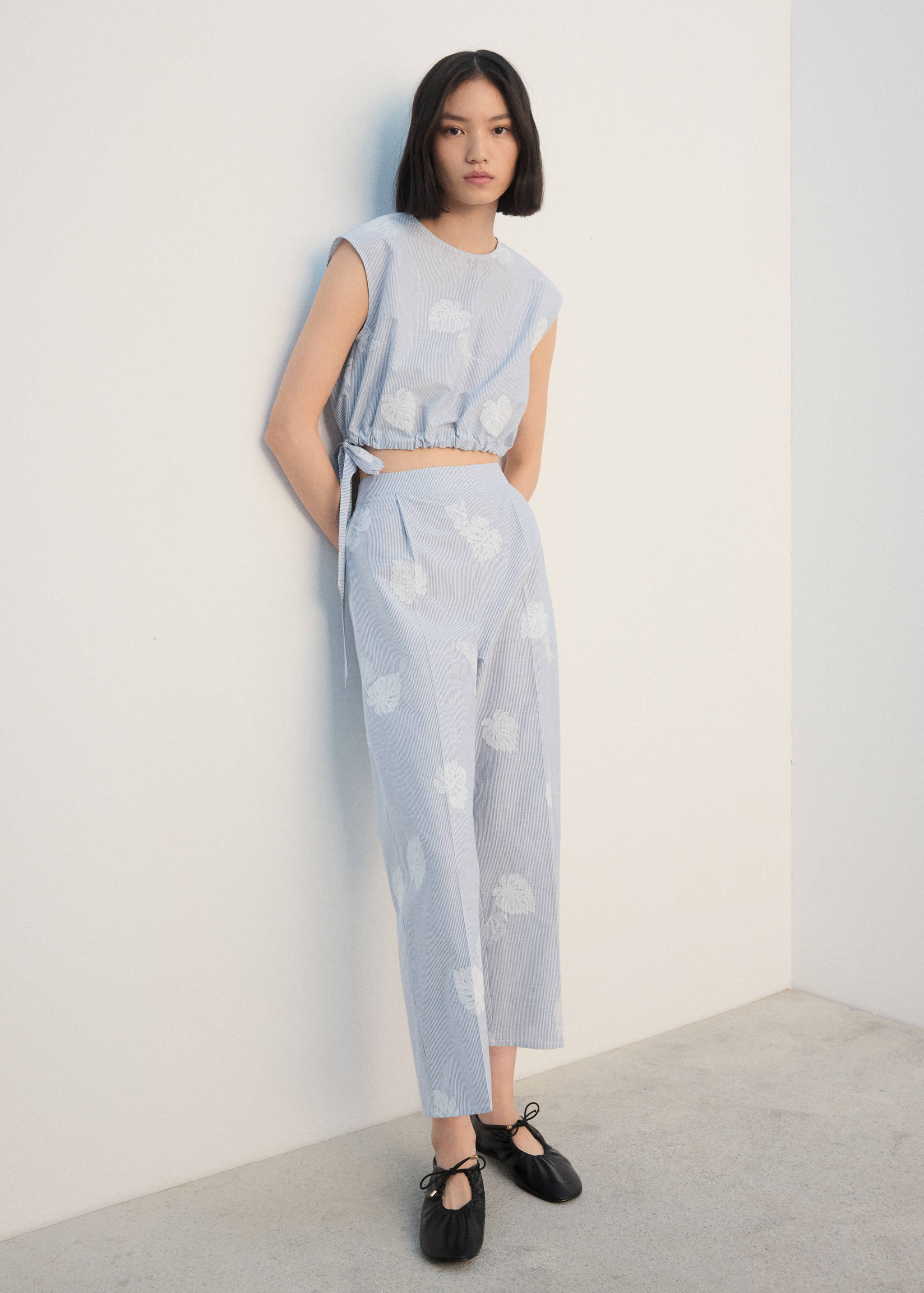 Prugasti top s vezom - Opći prikaz