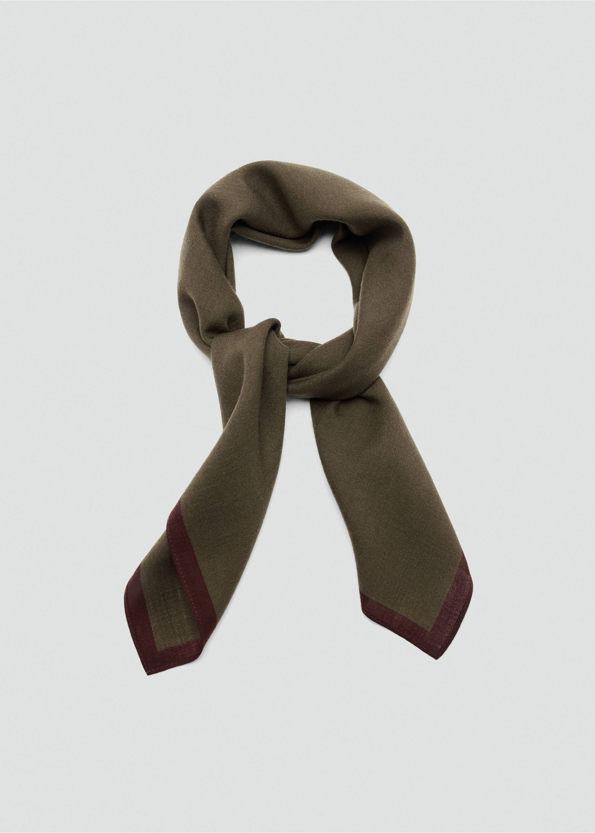 Wool pocket square - Details of the article 1, Medium Green. Ref: 27052890-00.