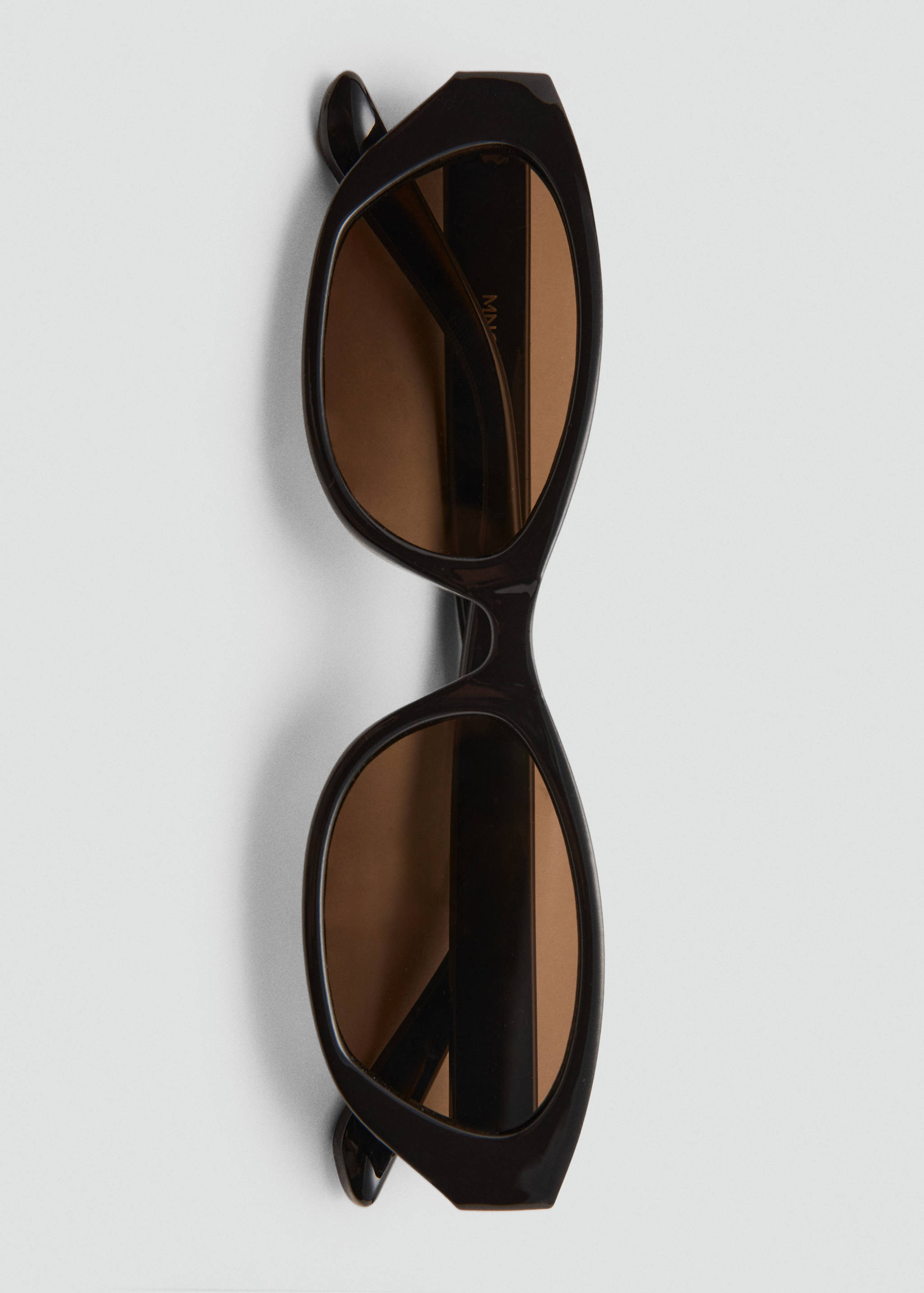Oval-frame sunglasses - Details of the article 2
