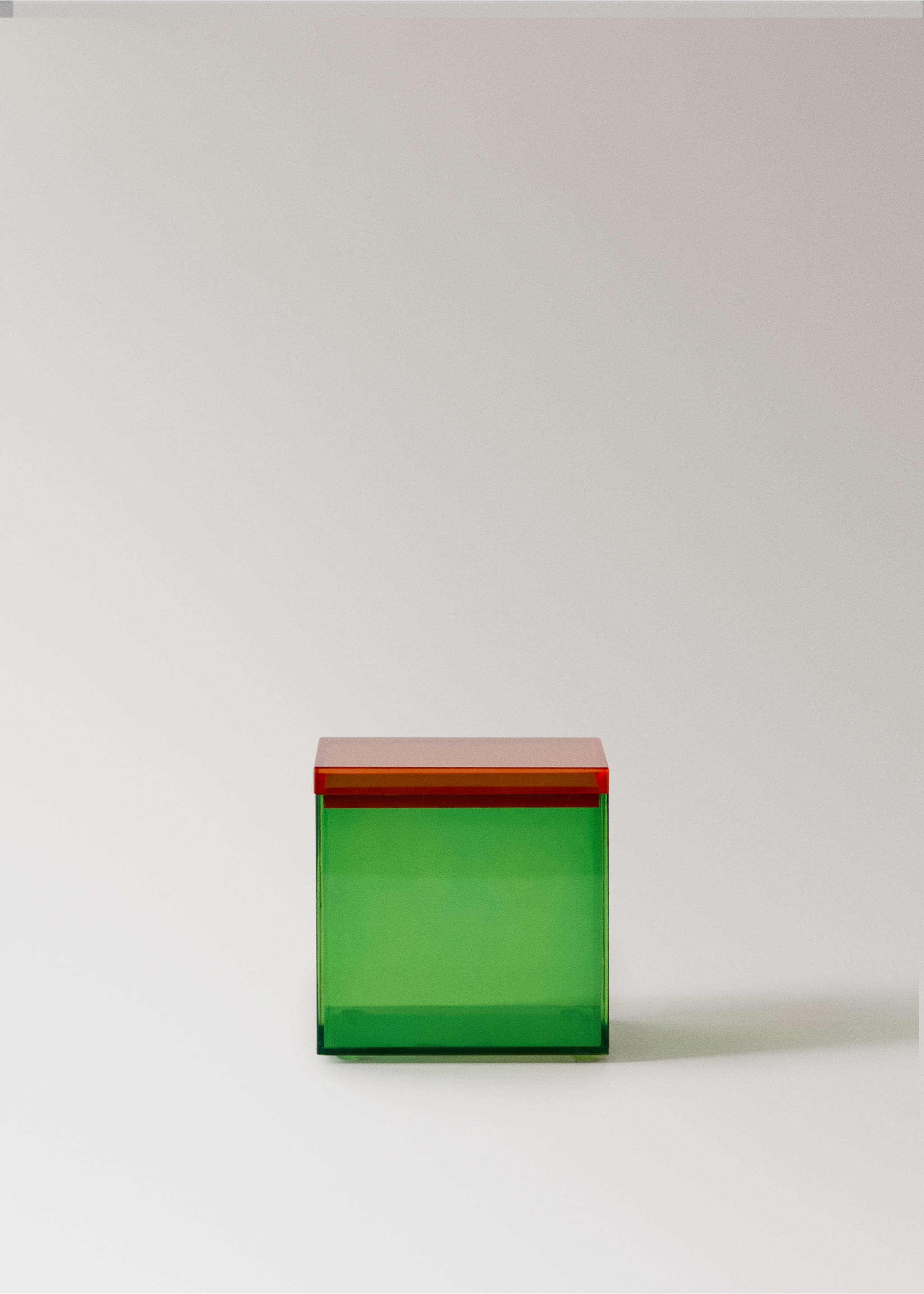 Small two-tone acrylic box - Article without model, Billiard Green. Ref: 27052896-00.