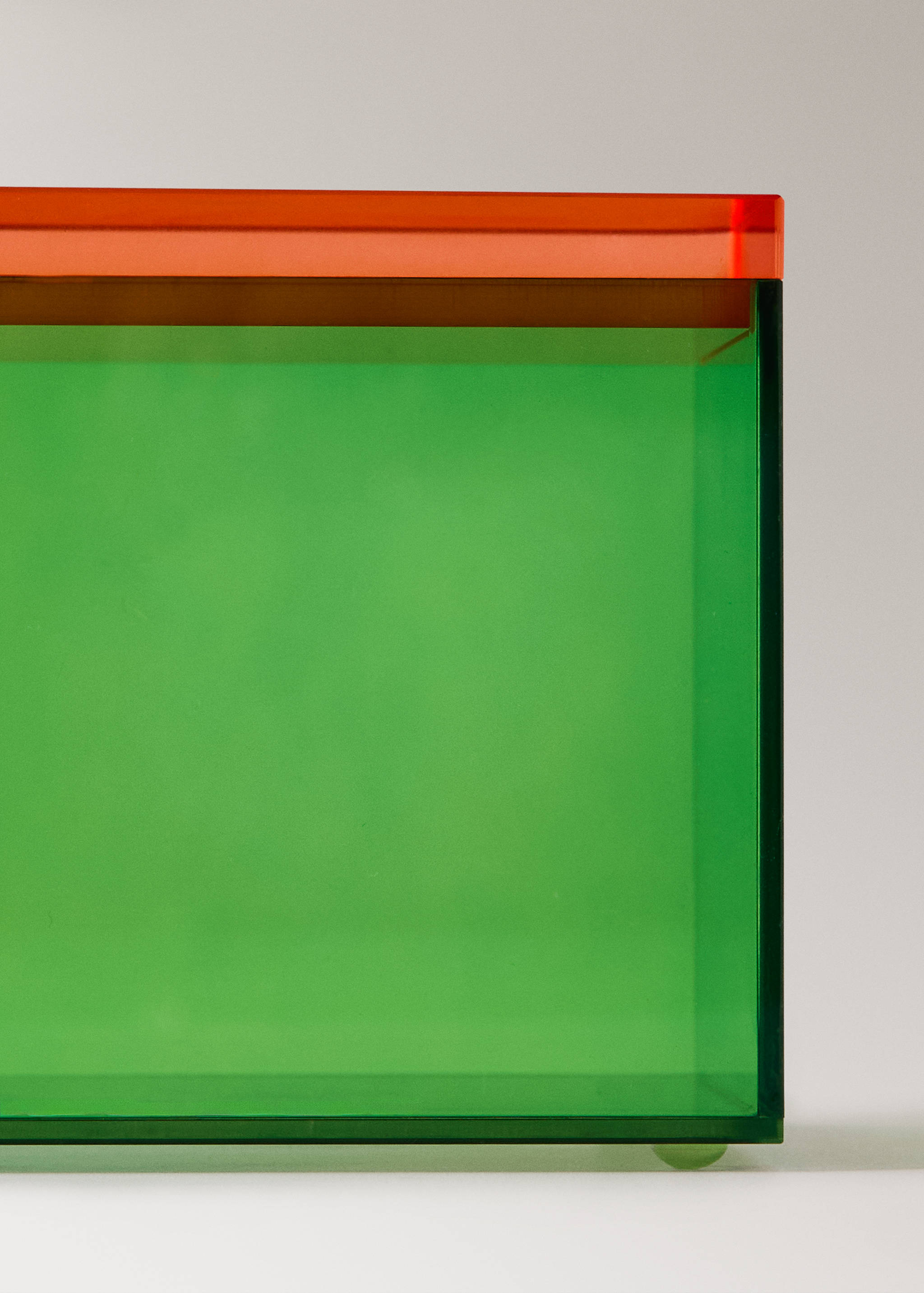 Small two-tone acrylic box - Details of the article 2