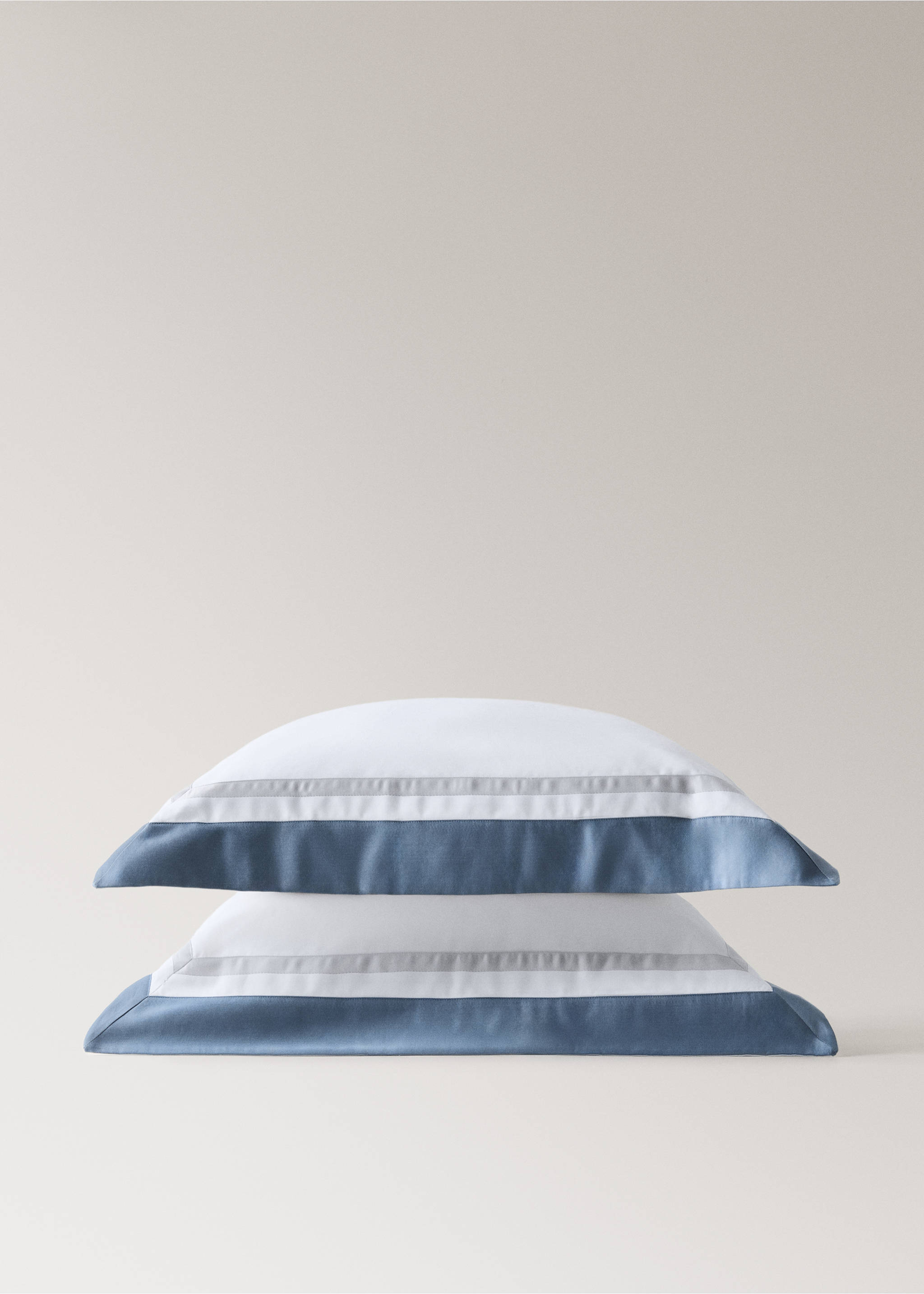 Two pillowcases with wide satin contrast band 60x60 cm - Details of the article 3, Blue. Ref: 27052902-00.