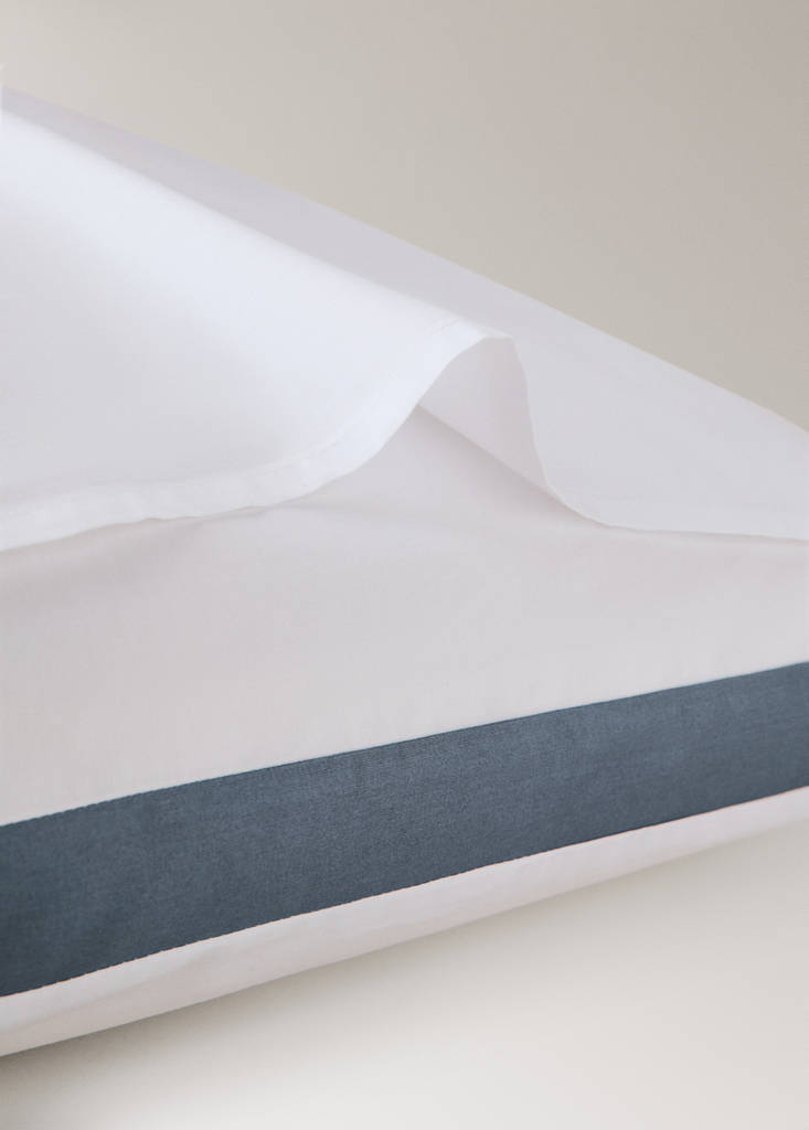 Two 200-thread count cotton percale pillowcases with satin borders 50x75 cm — Blue