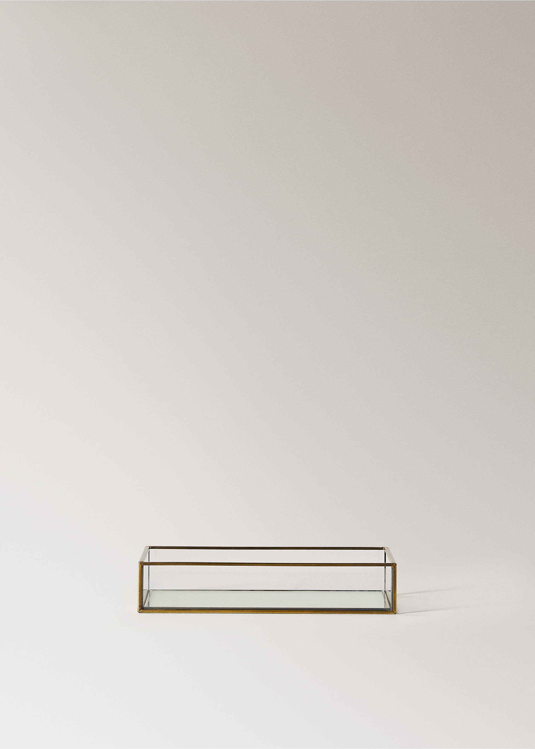 Malý dekorativní podnos ze skla s kovovým reliéfem - Zboží bez modelu, Zlatá. Ref: 27052904-00.