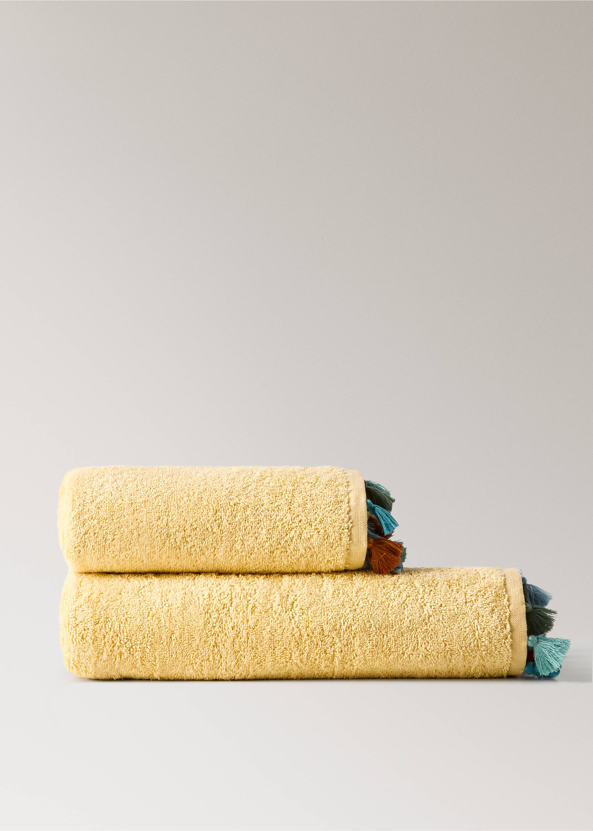 Children's cotton bath towel with multi-coloured pom-poms - Article without model, Lime. Ref: 27052931-00.