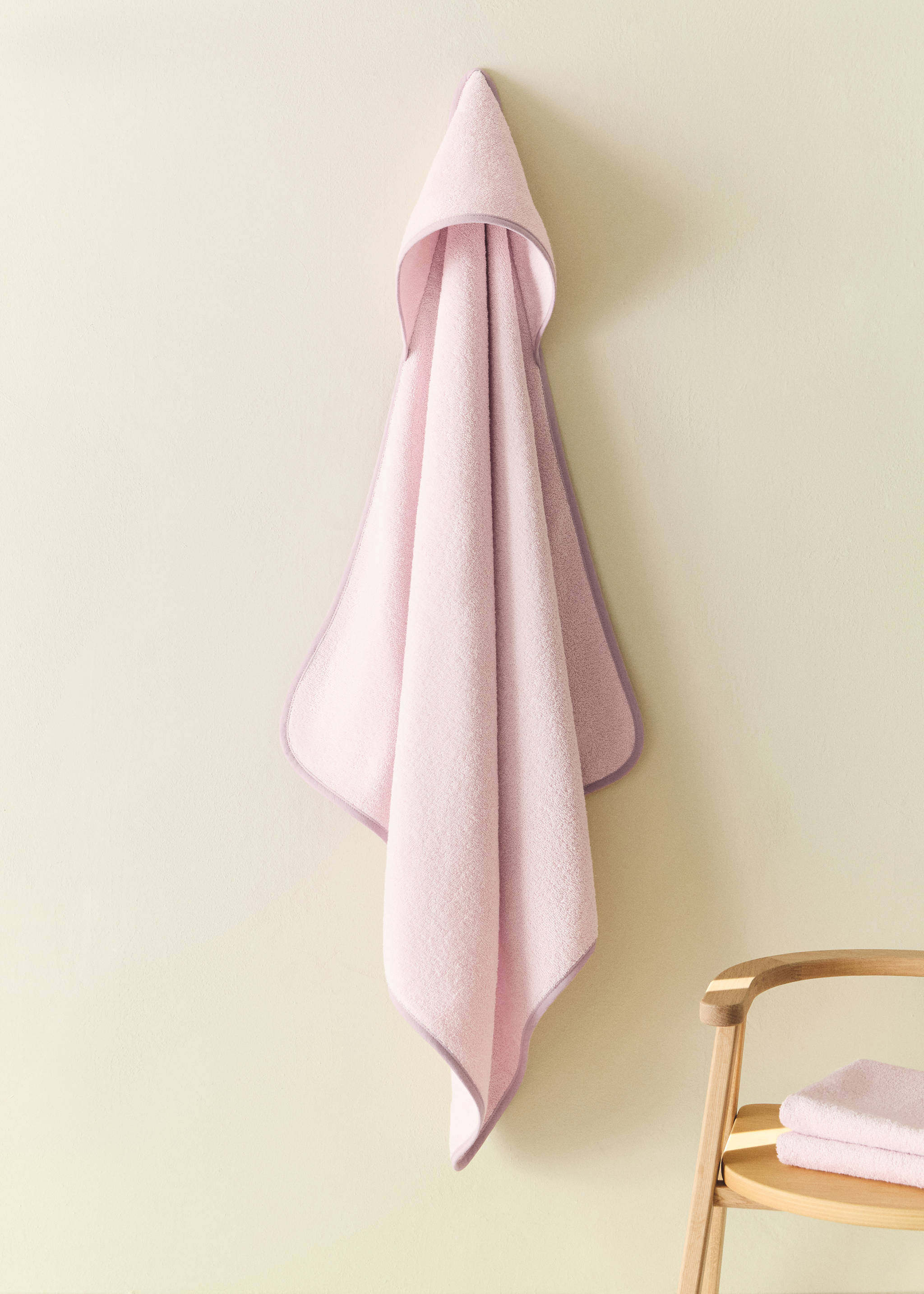 Children's bath cape with contrasting trim - General plane