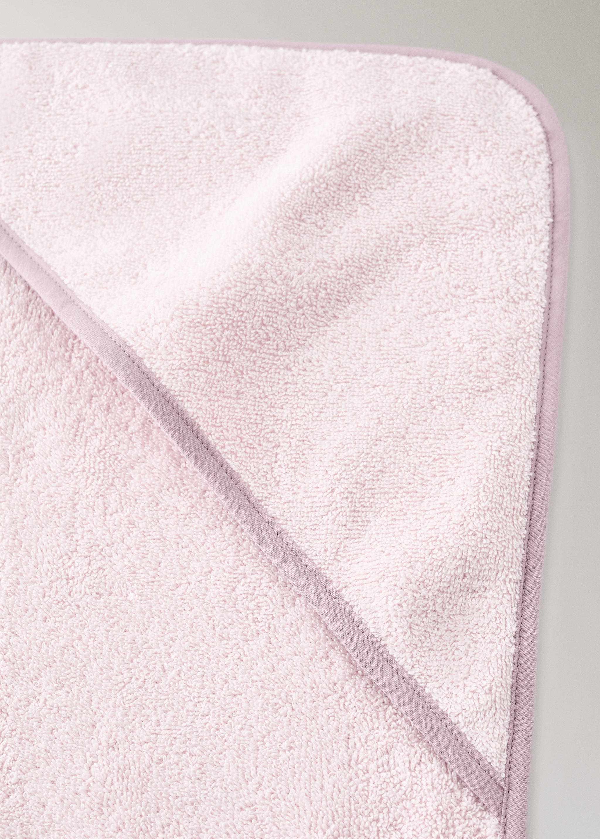 Children's bath cape with contrasting trim - Details of the article 2