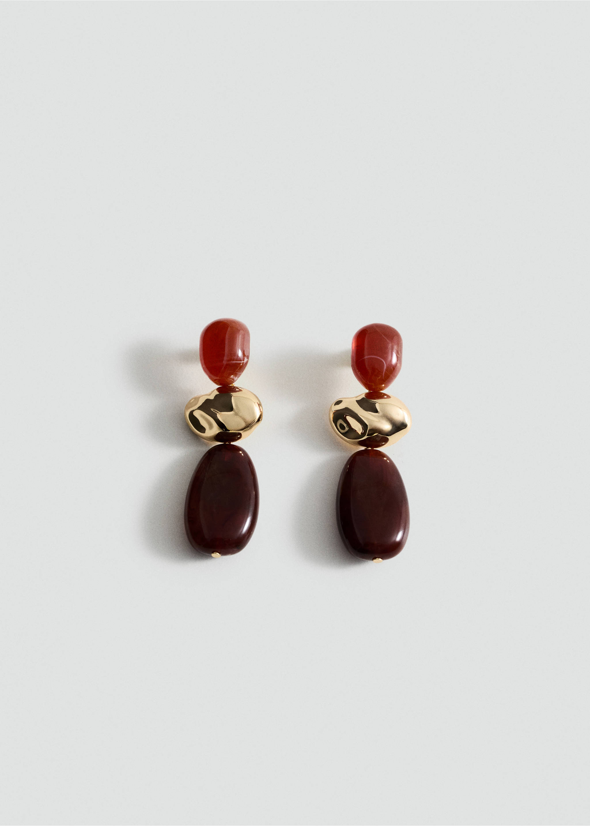 Combined resin hanging earrings - Article without model, Gold. Ref: 27052935-00.