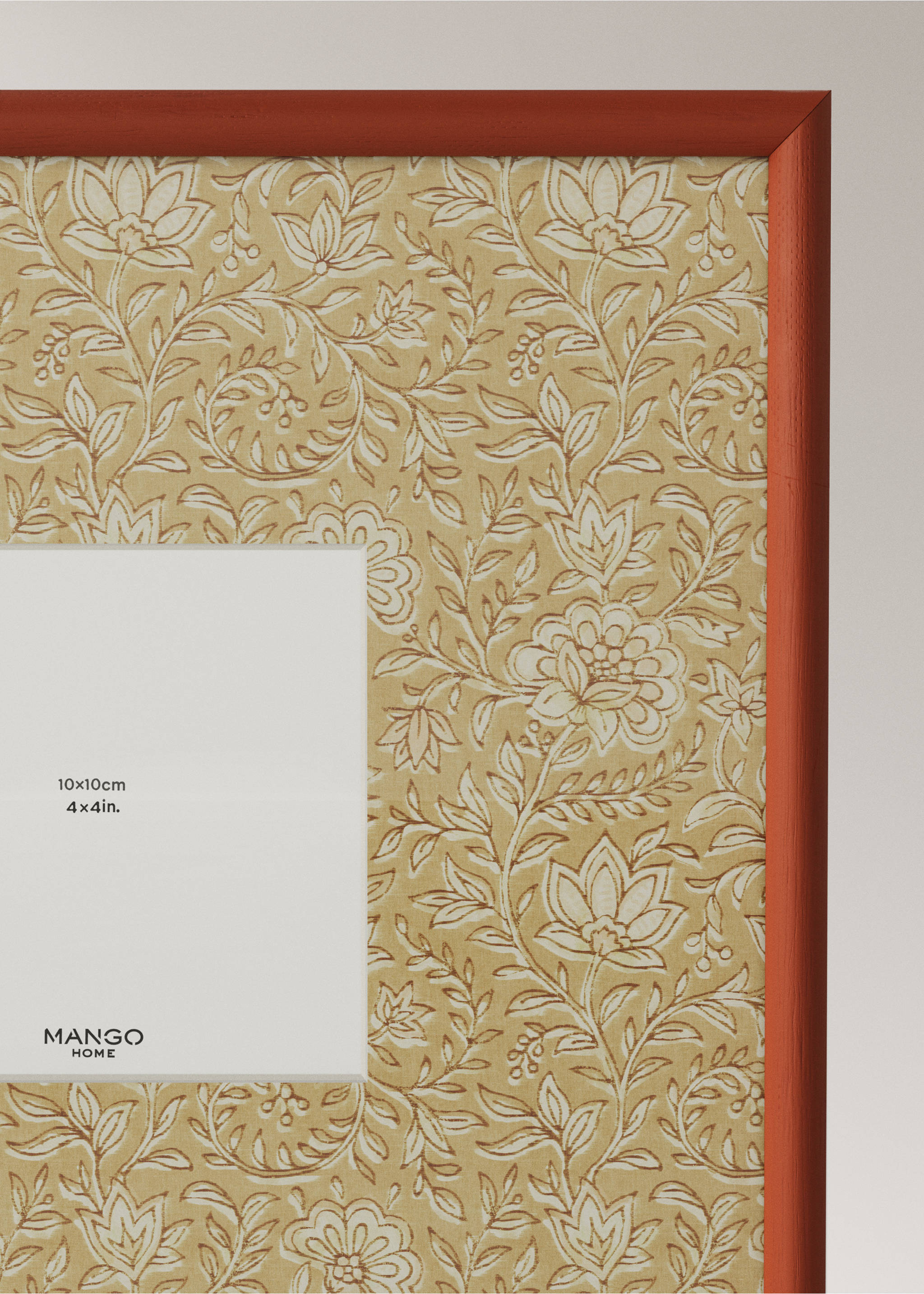 Large floral print contrast photo frame - Details of the article 1, Orange. Ref: 27052936-00.