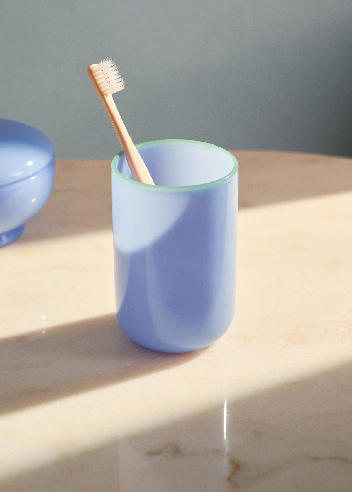 Coloured borosilicate bathroom glass — Blue
