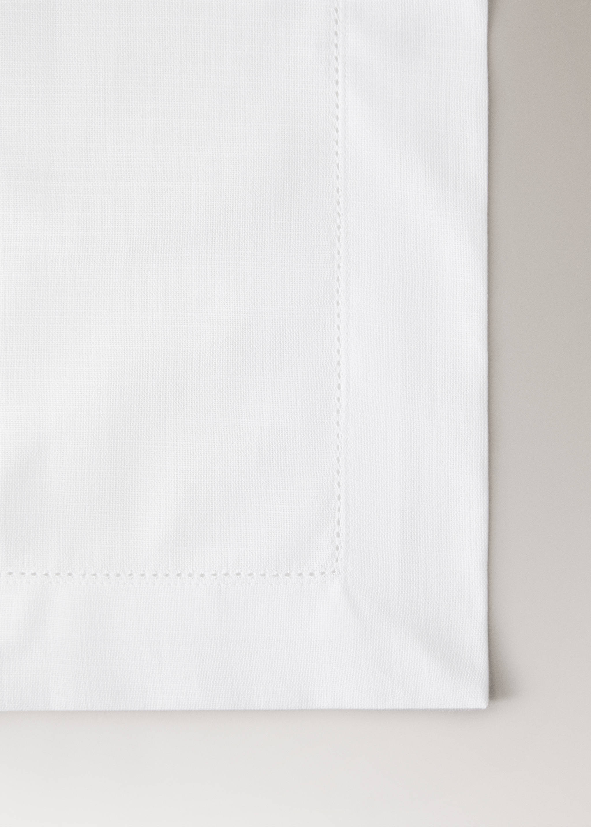 Baumwoll-Tischläufer mit Hohlsaum-Detail - Detail des Artikels 2