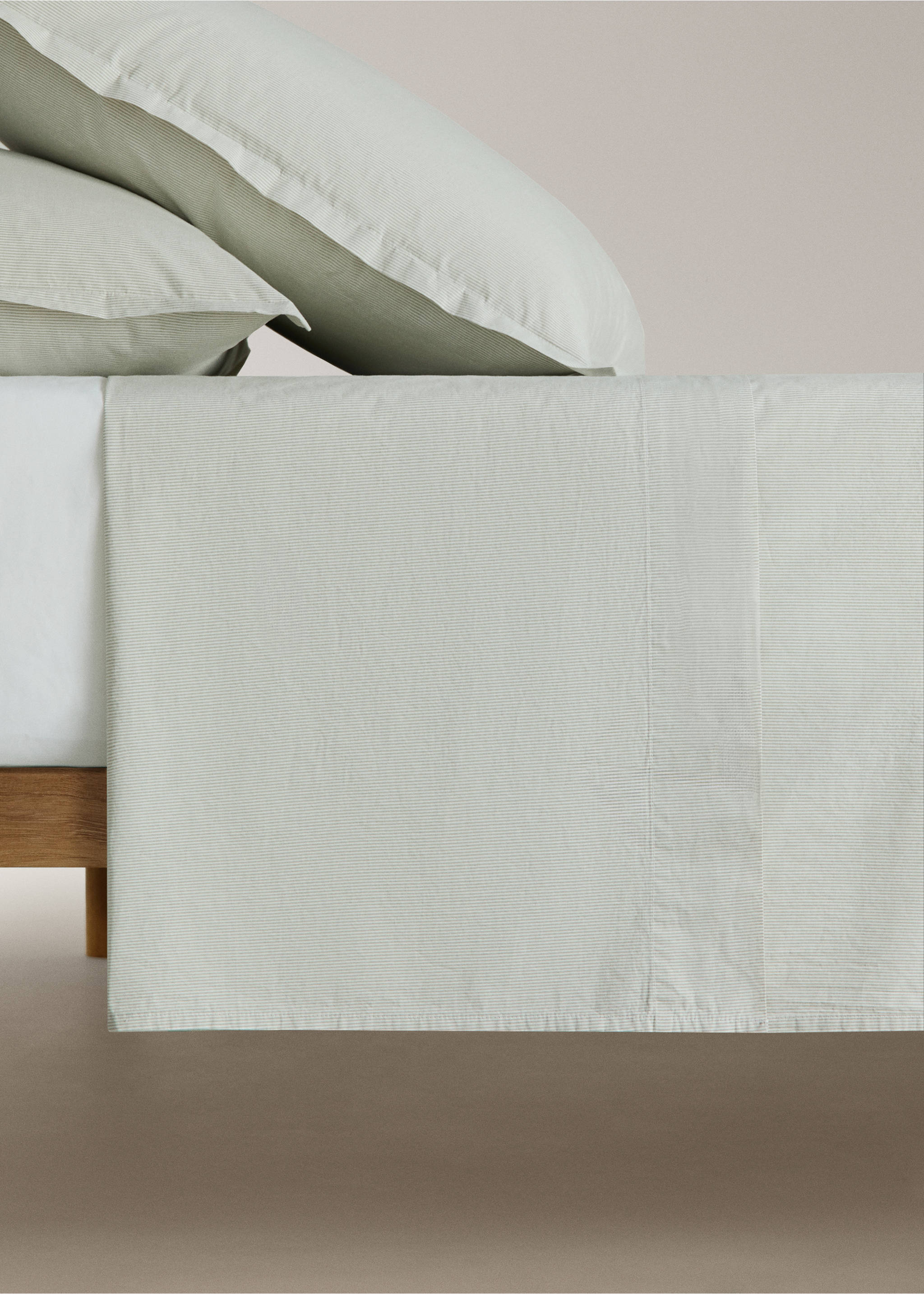 Top sheet cotton yarn-dyed Bed 180/200 cm - Article without model, Pastel Green. Ref: 27053280-00.