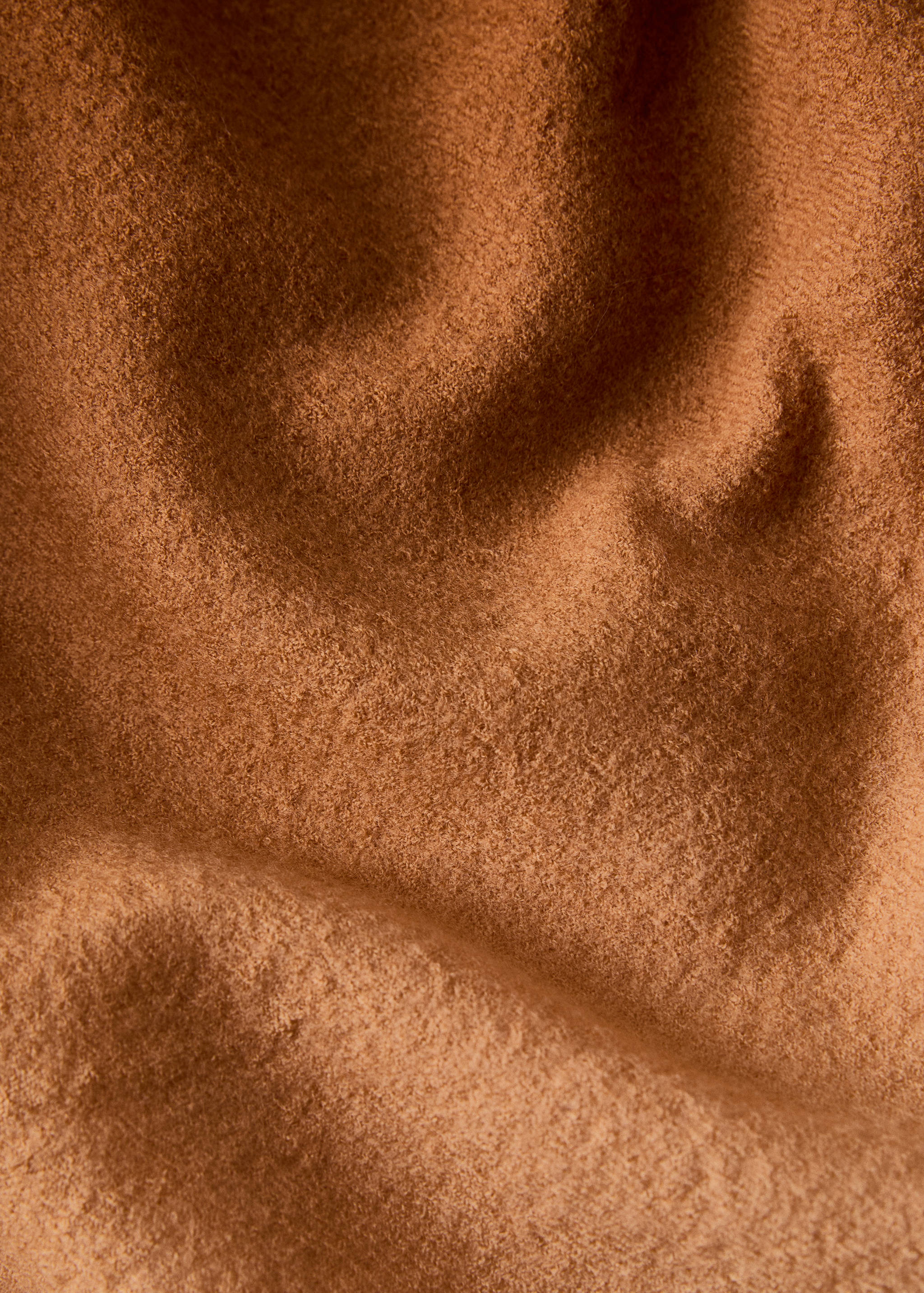 Frayed wool blanket with ombre design - Details of the article 1