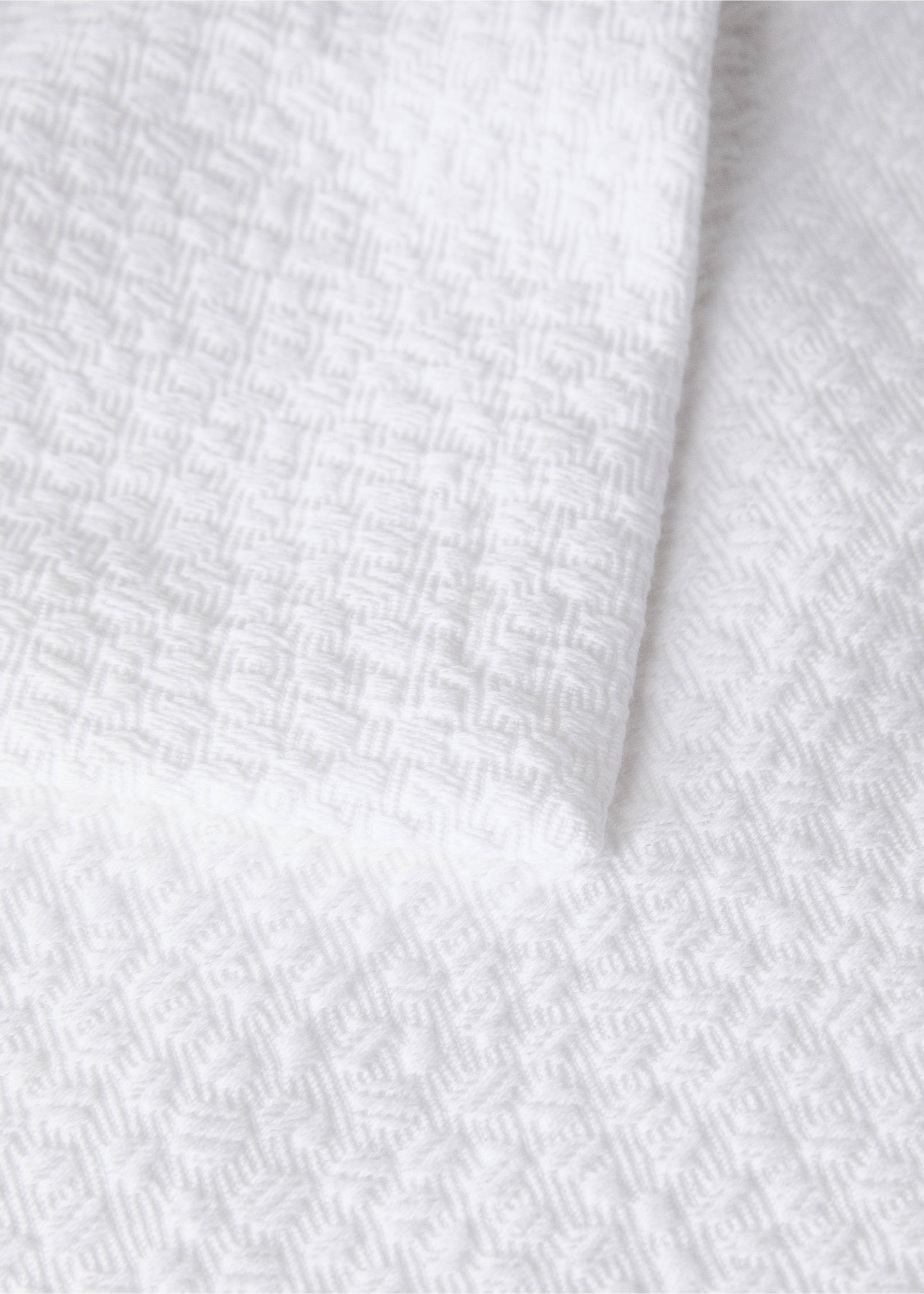 Jacquard cotton bedspread with texture for 150/160 cm bed - Details of the article 1, White. Ref: 27053291-00.