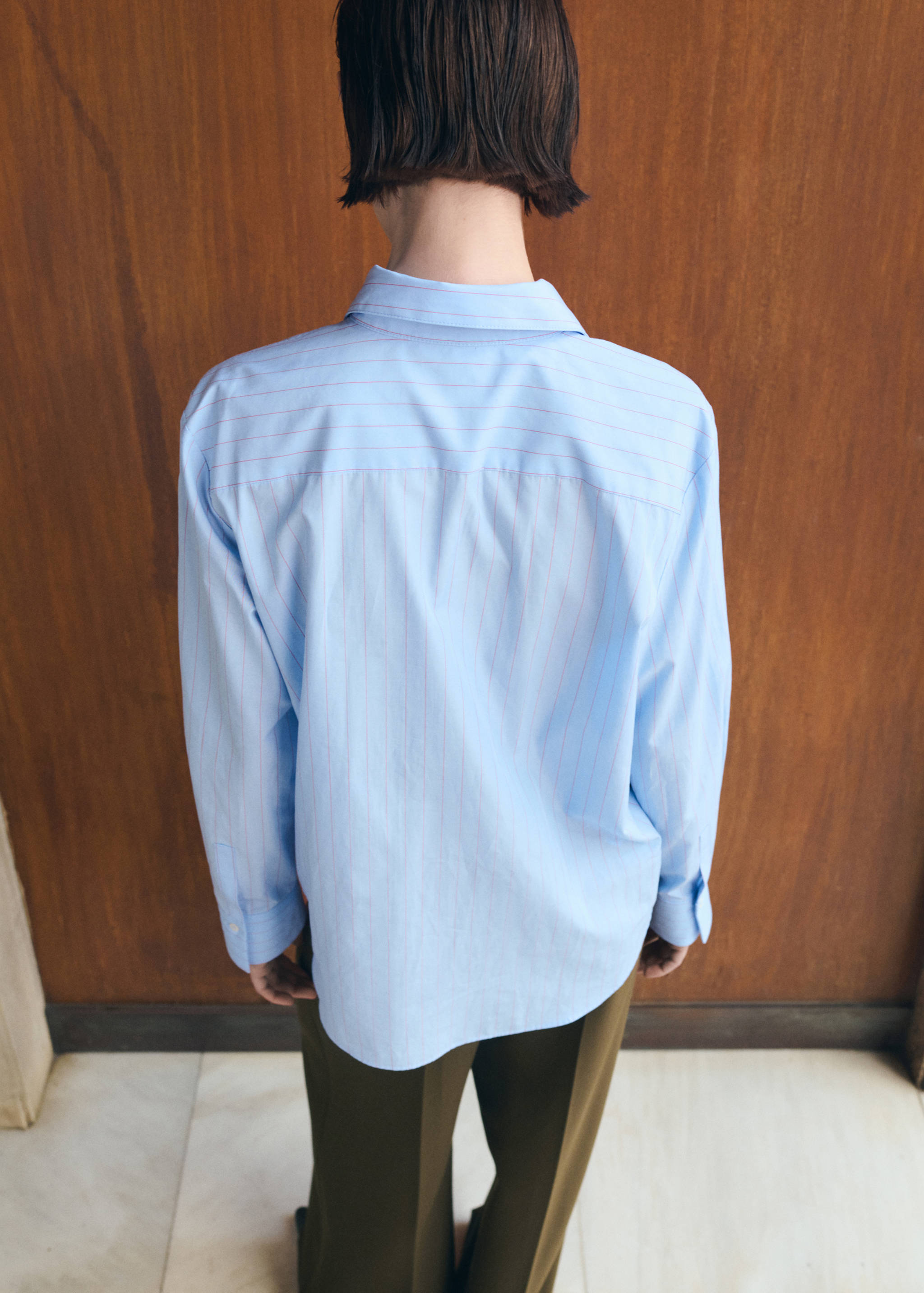 Cotton and lyocell blend straight shirt - Reverse of the article