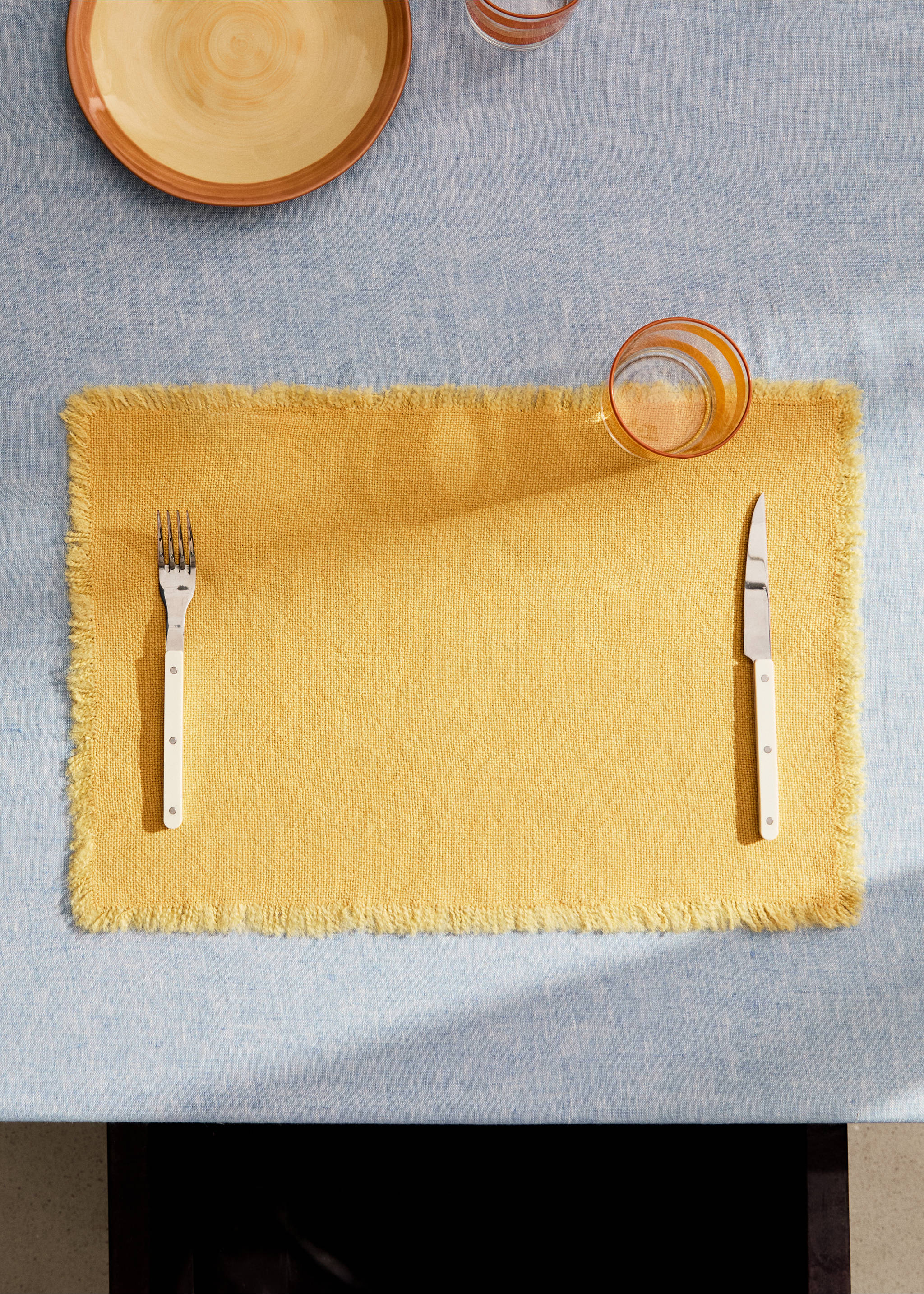 Individual de juta desfiado - Plano geral, Amarelo. Ref: 27053302-00.