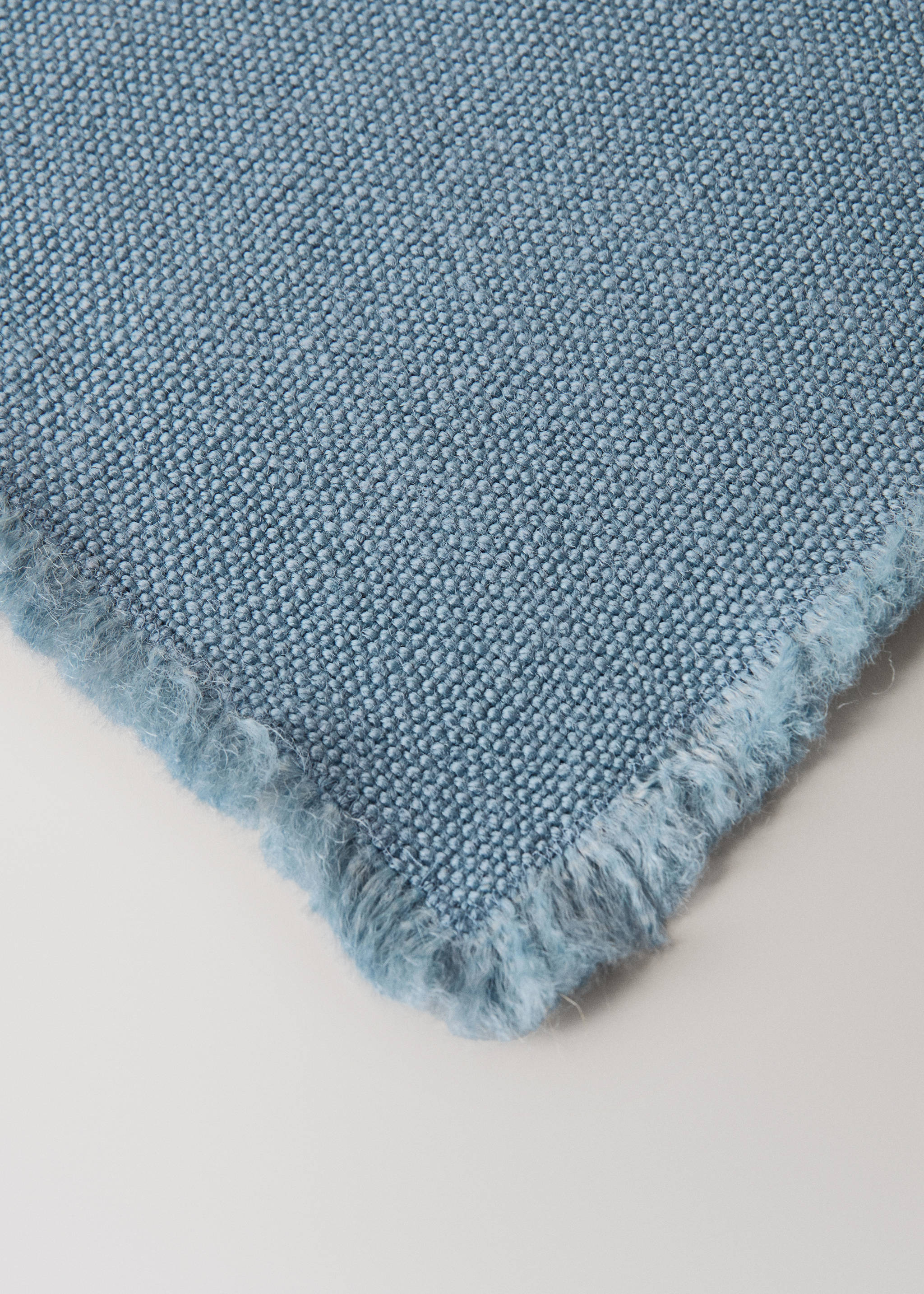 Frayed jute table mat - Details of the article 2