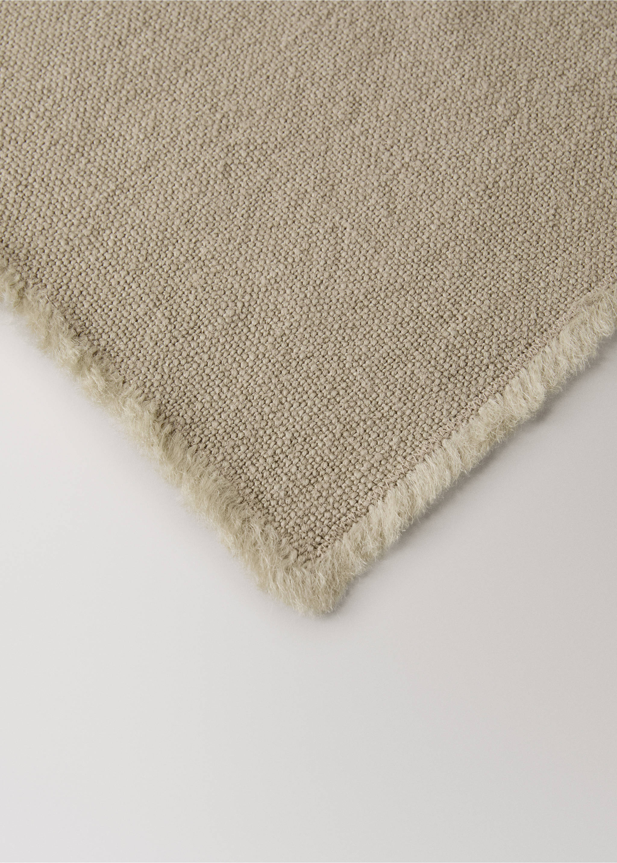Frayed jute table mat - Details of the article 2, Light/Pastel Brown. Ref: 27053302-00.