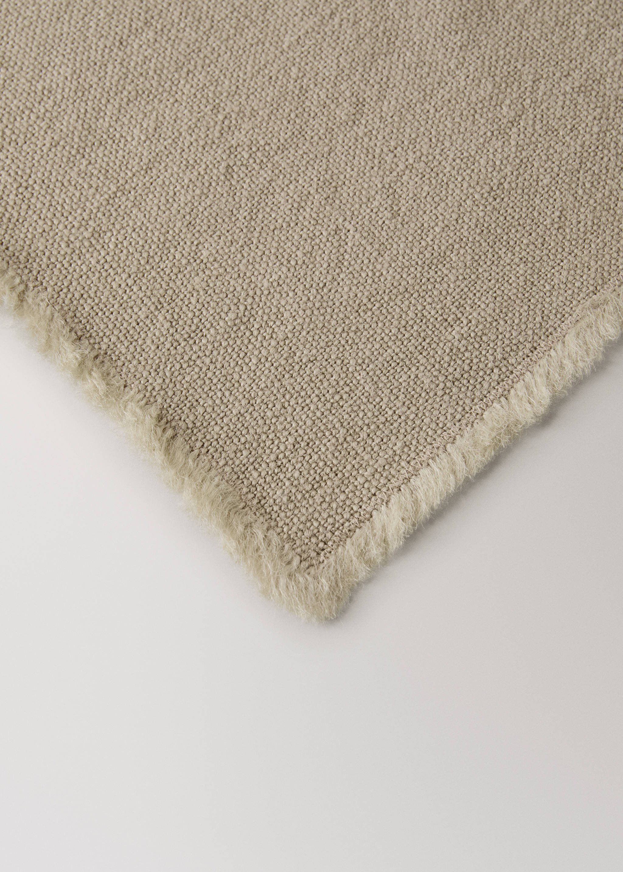 Frayed jute table mat - Details of the article 2