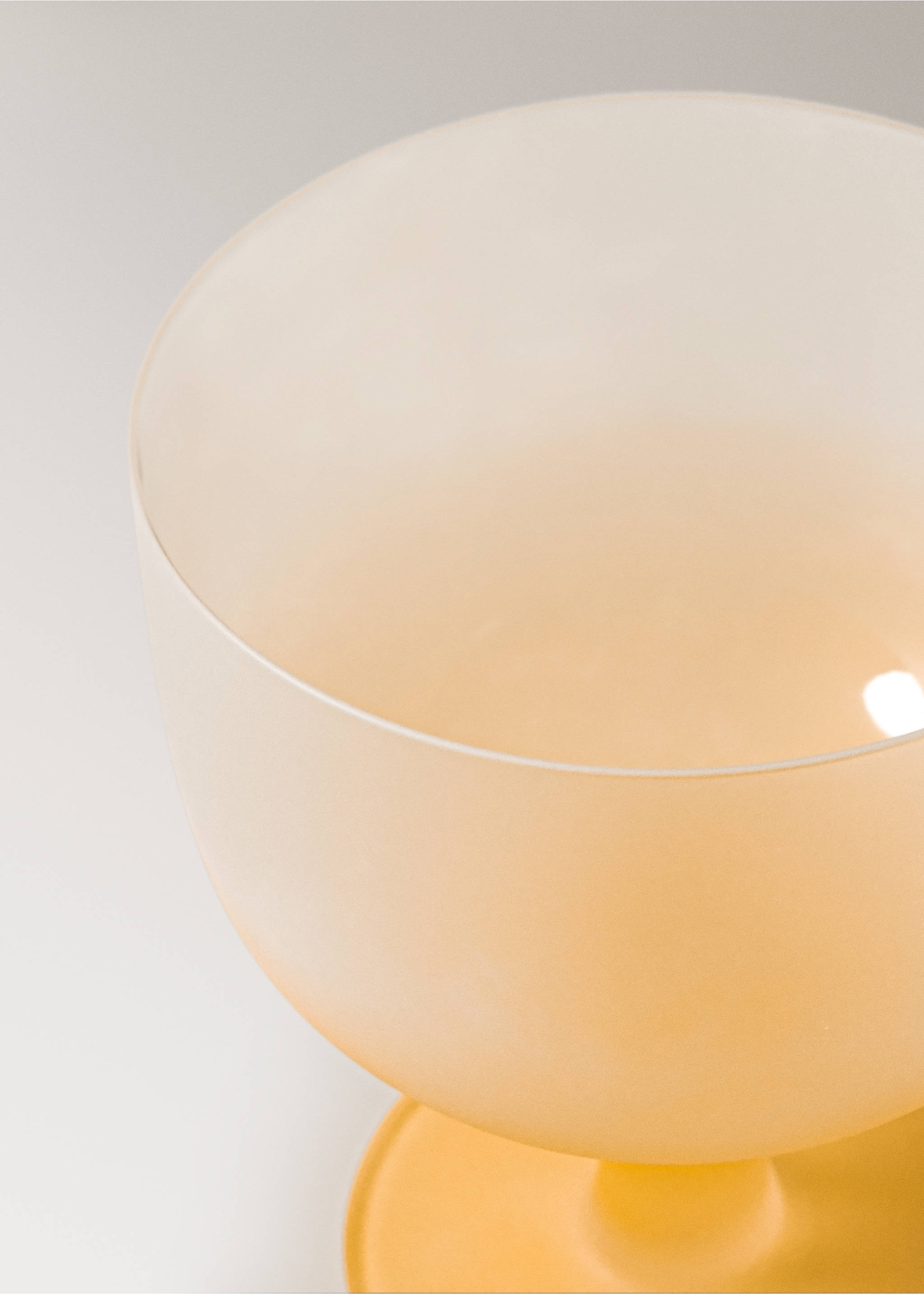 Mattglasbecher Farbe - Detail des Artikels 1, Gelb. Ref: 27053313-00.