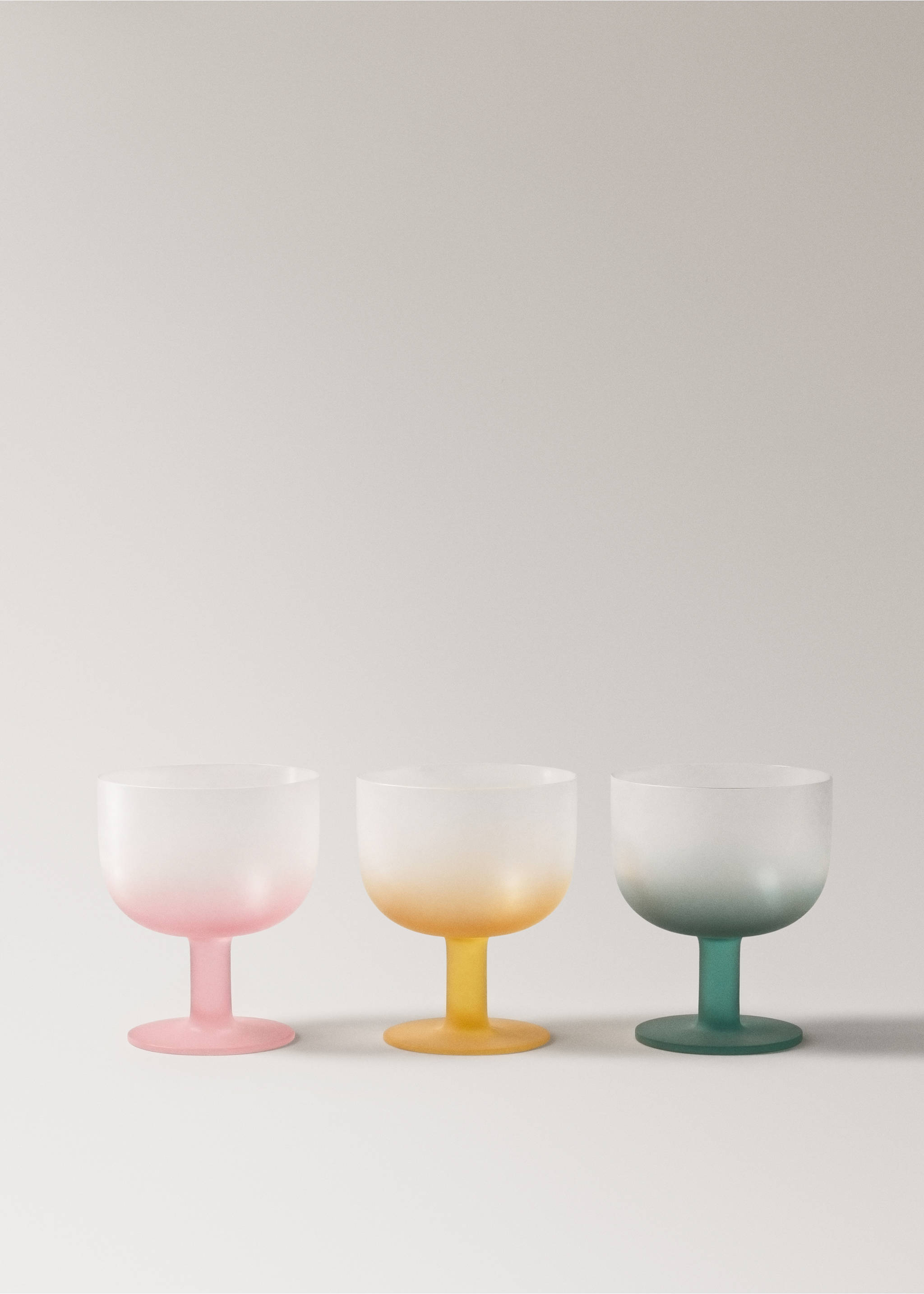 Frosted glass cup colour - Details of the article 3, Green. Ref: 27053313-00.