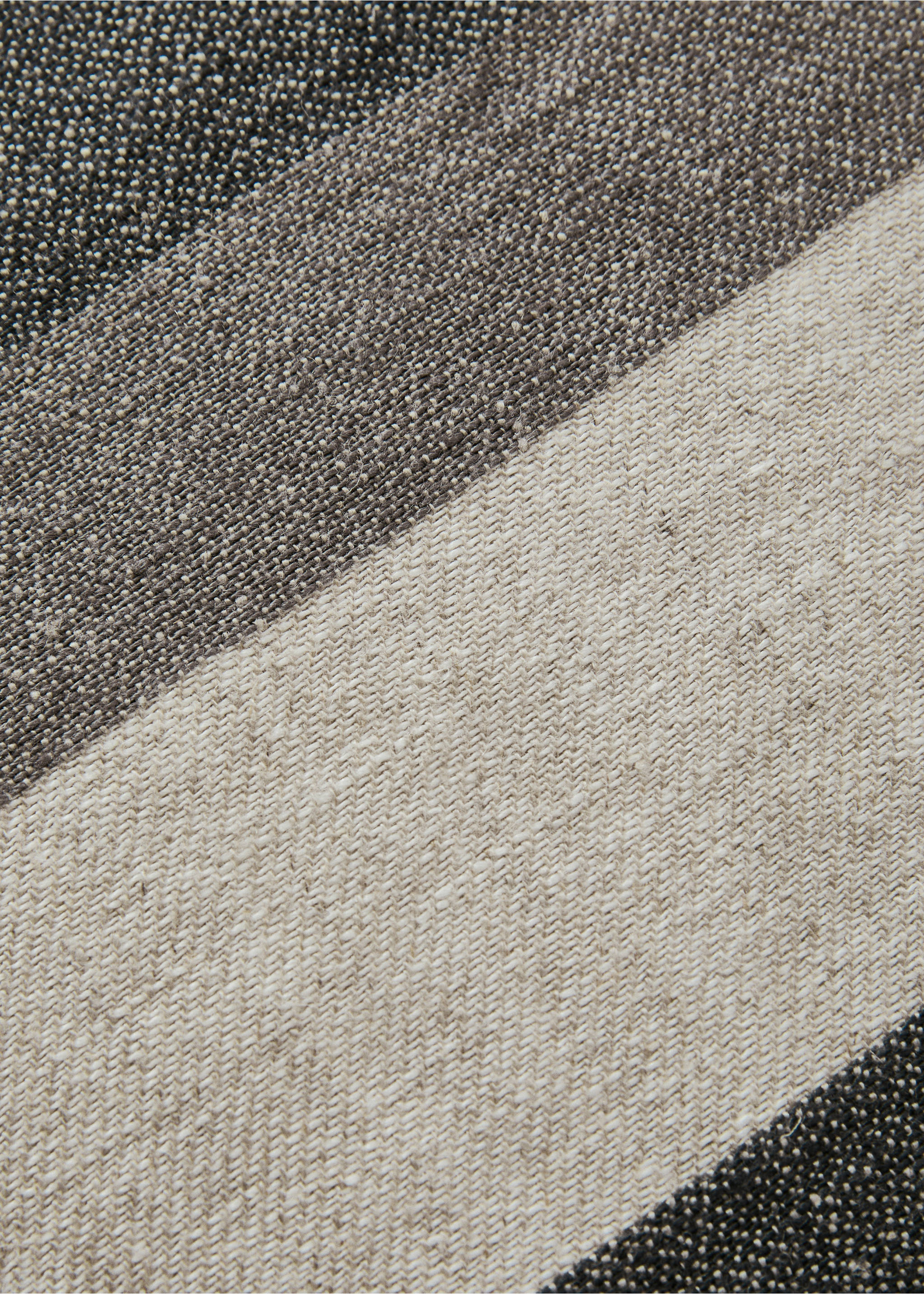 Linen striped cushion cover 50x50 cm - Details of the article 3, Light/Pastel Brown. Ref: 27053315-00.