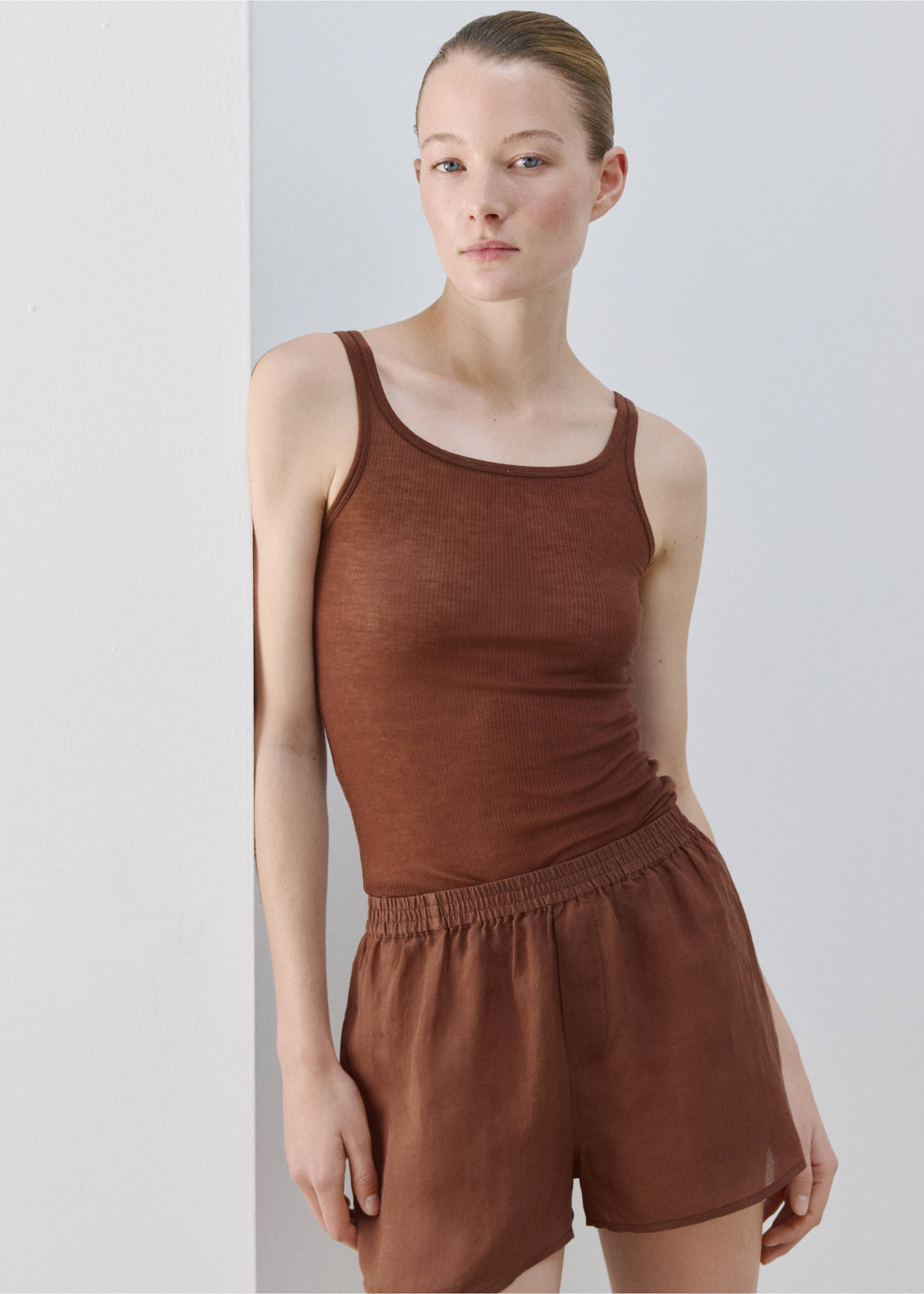 Ramie shorts - Details of the article 1, Brown. Ref: 27053320-00.