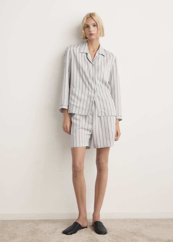 Striped pyjama shorts — Grey
