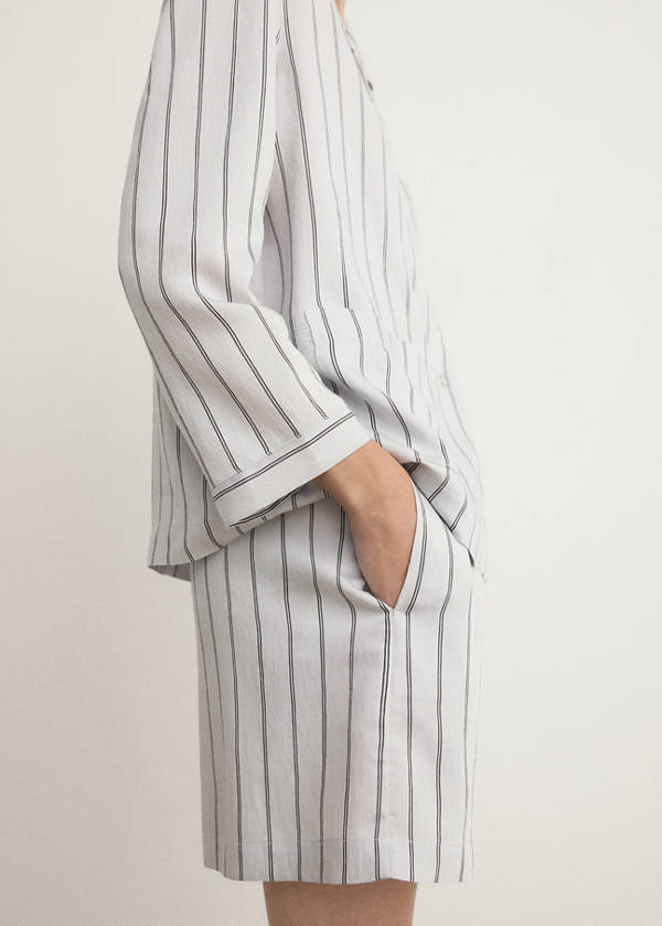 Striped pyjama shorts — Grey