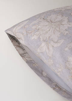 Two vintage floral percale cotton pillowcases 50x75cm — Light/Pastel Grey 3