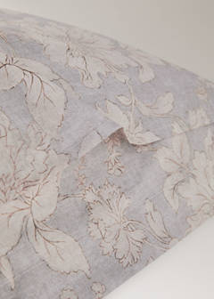 Two vintage floral percale cotton pillowcases 60x60 cm — Light/Pastel Grey 2