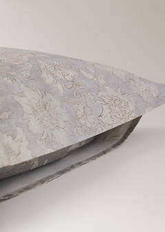 Two vintage floral percale cotton pillowcases 60x60 cm — Light/Pastel Grey 3