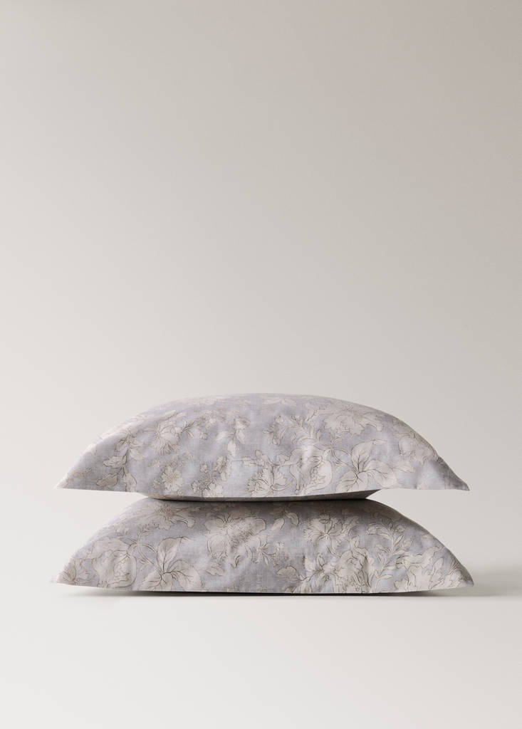 Two vintage floral percale cotton pillowcases 60x60 cm — Light/Pastel Grey
