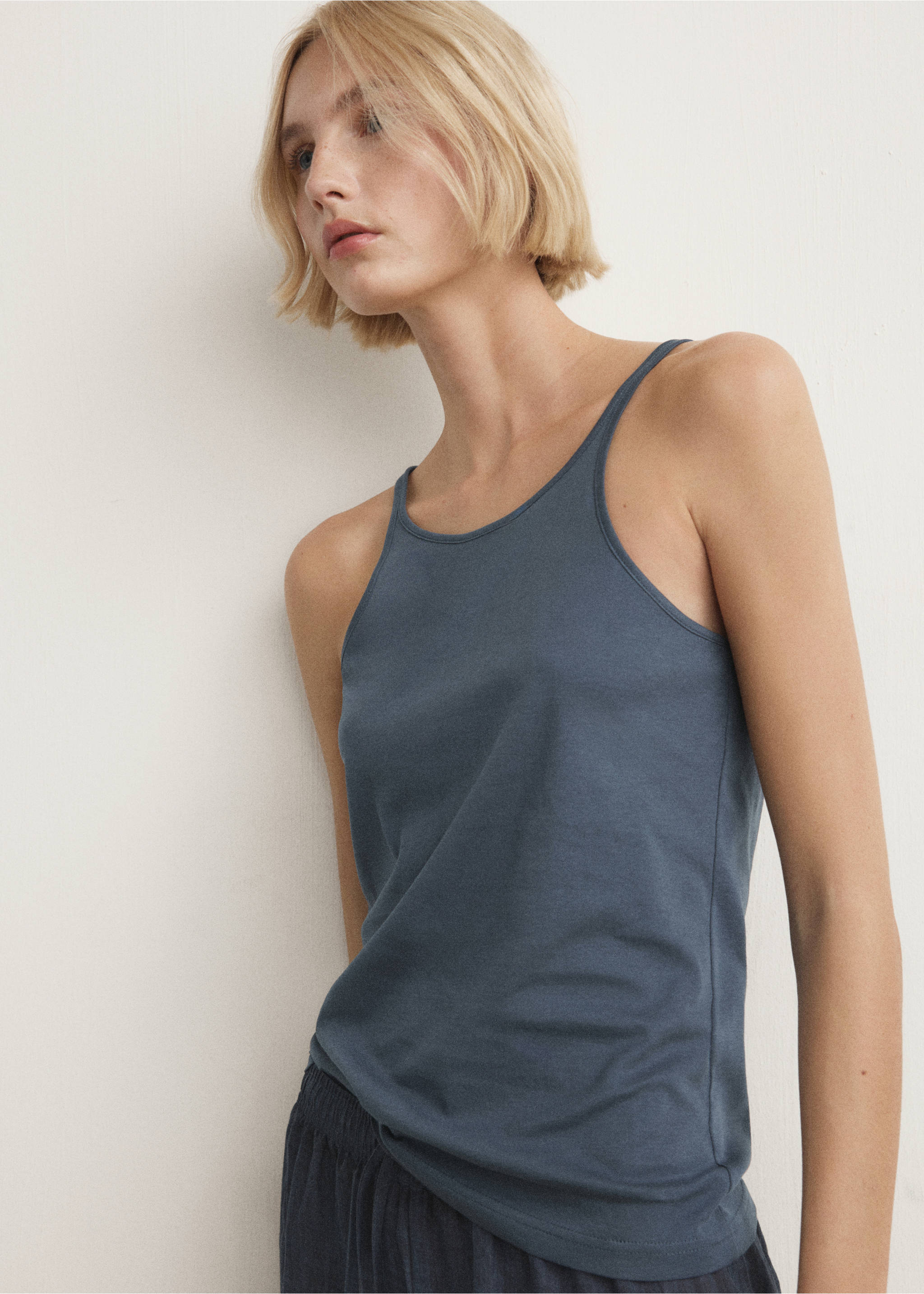 Τοπ βαμβάκι λεπτή τιράντα - Μεσαίο πλάνο, Μπλε Λουλακί. Ref: 27053333-00.