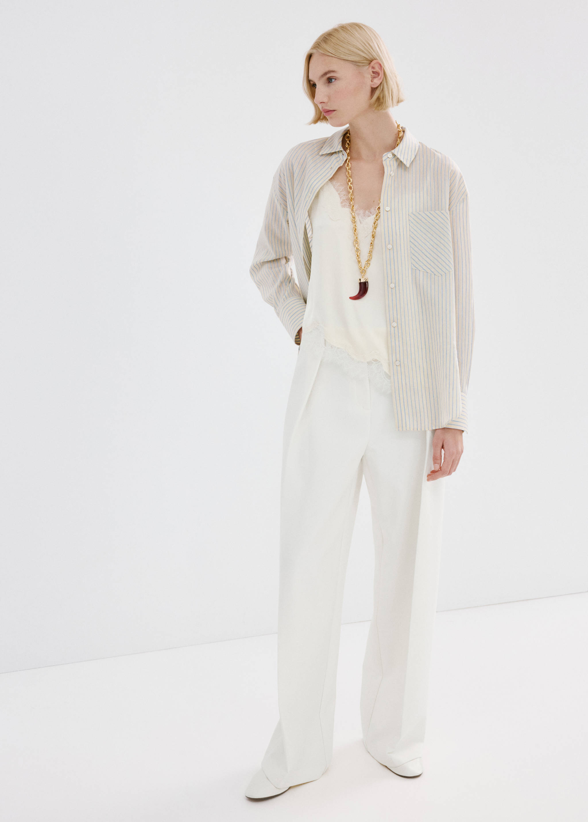 Wide leg mid-rise pleated trousers - General plane