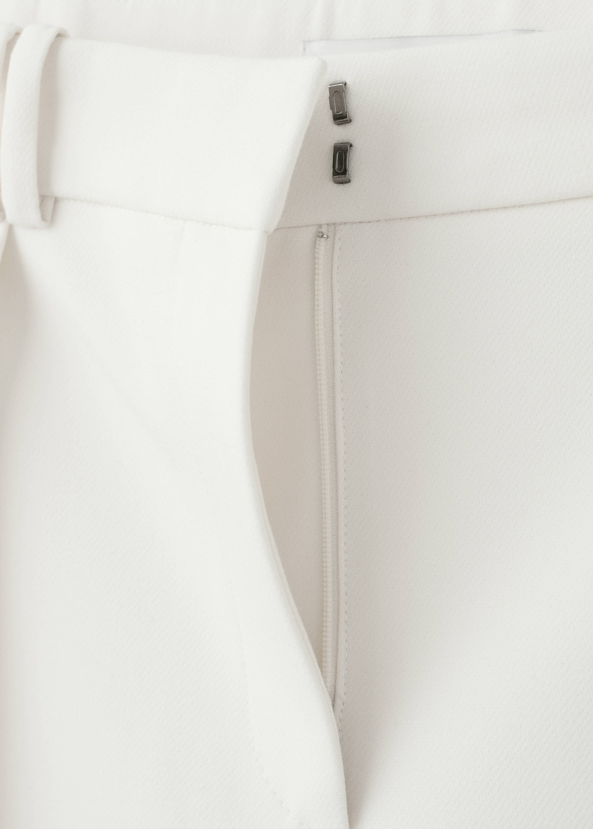 Wide leg mid-rise pleated trousers - Details of the article 0