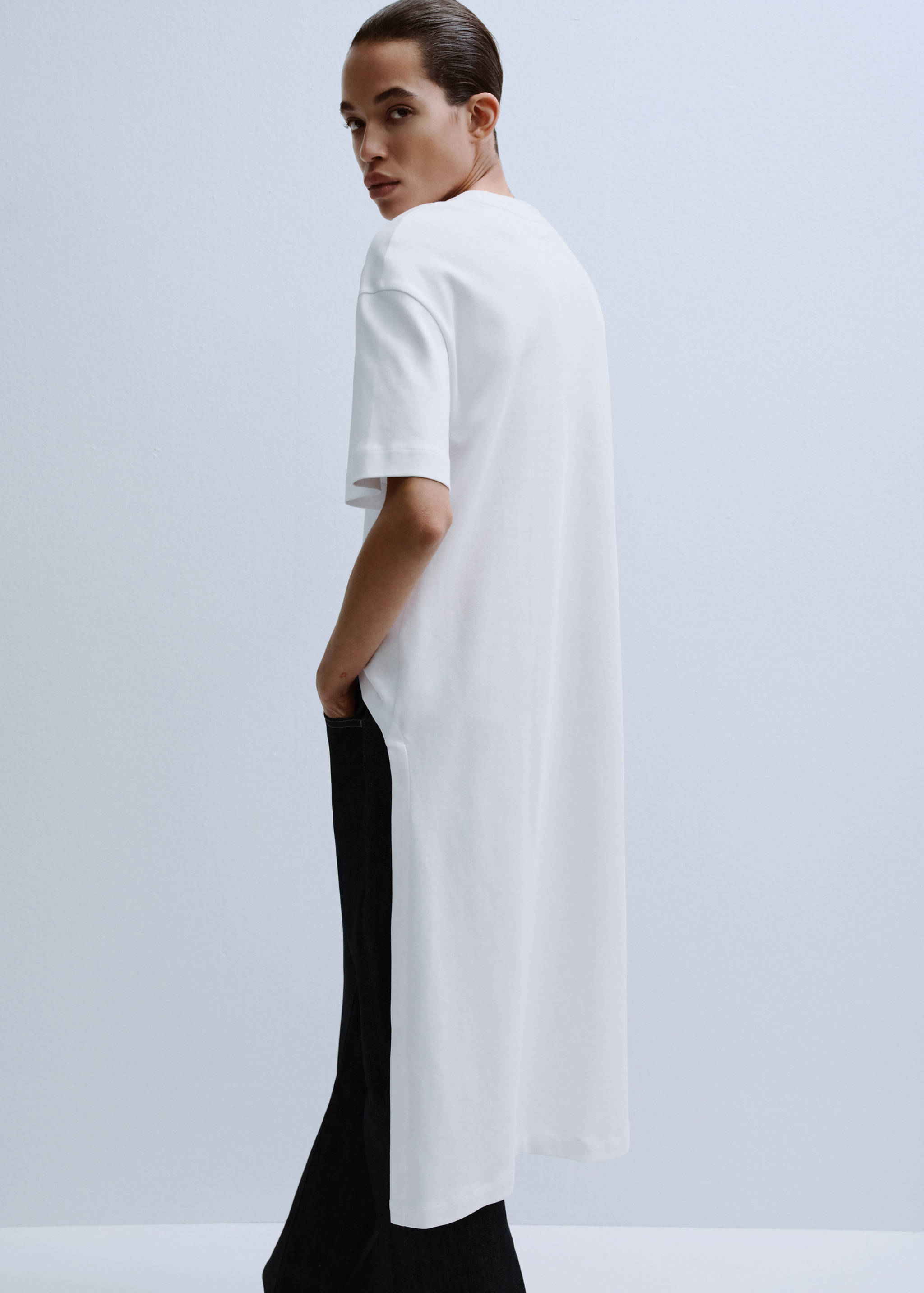 T-shirt long asymétrique - Verso de l’article