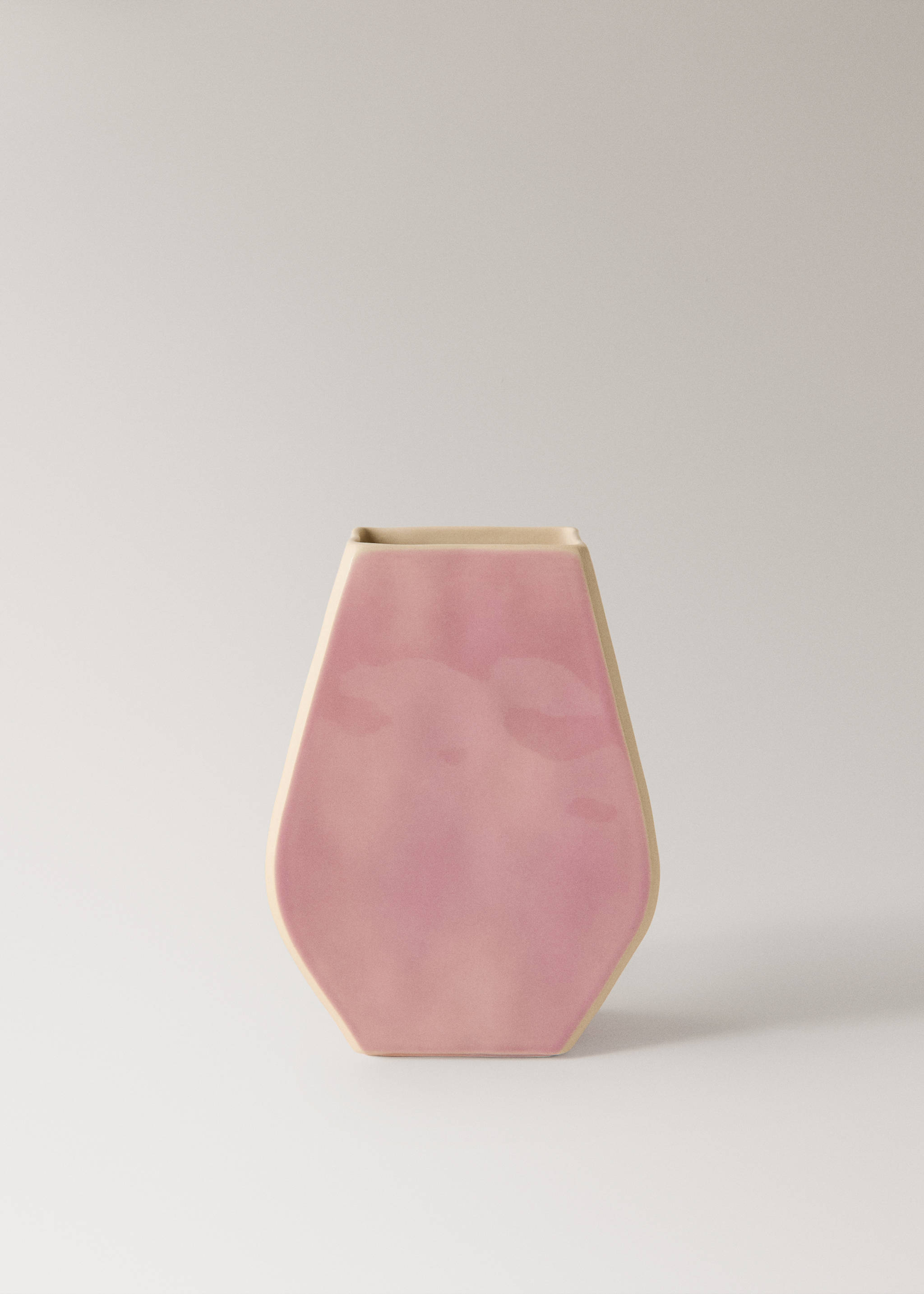 Gress vase with contrasting color - Article without model