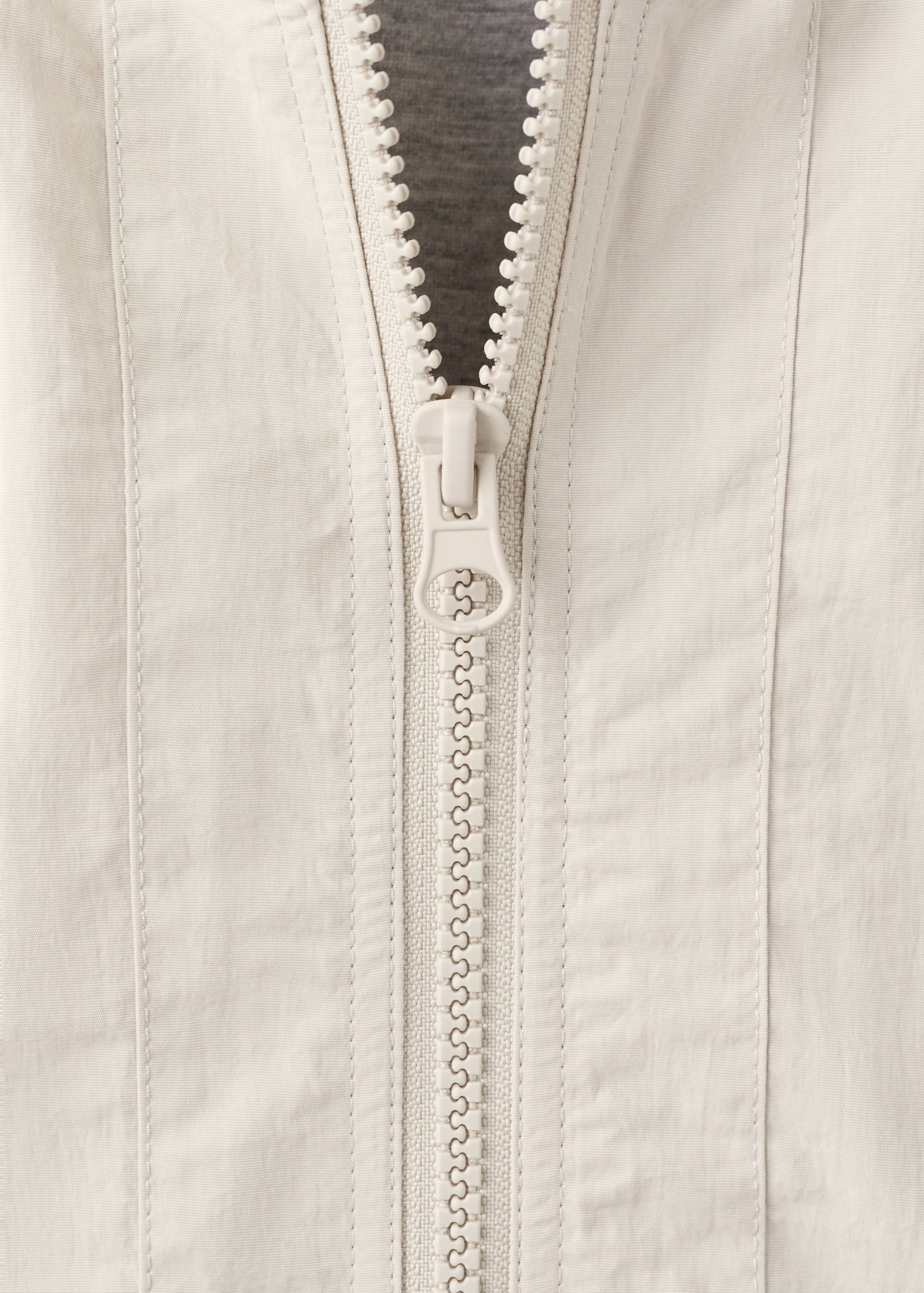 Chaqueta capucha - Detalle del artículo 8