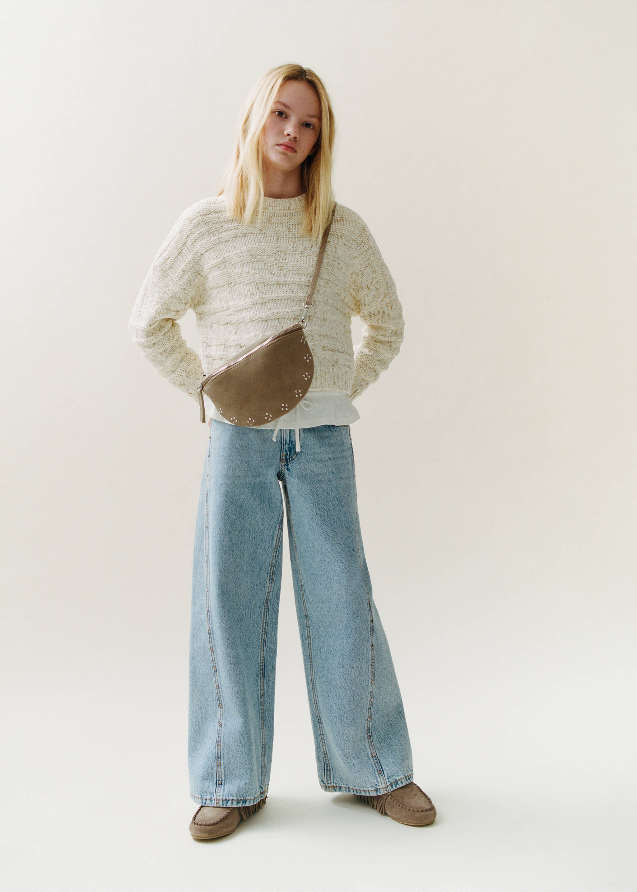 Braided knitted sweater - Details of the article 6, Ecru. Ref: 27053711-00.