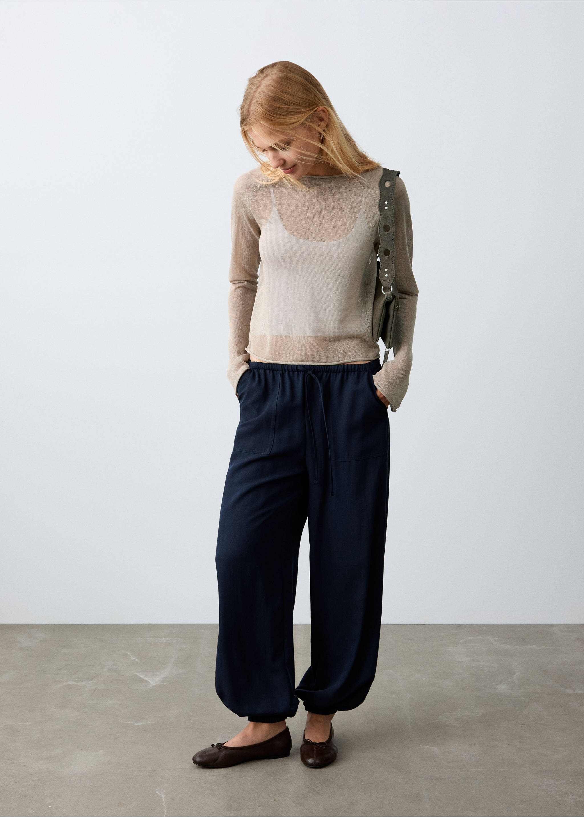 Fine-knit sweater - General plane, Medium Brown. Ref: 27054048-00.