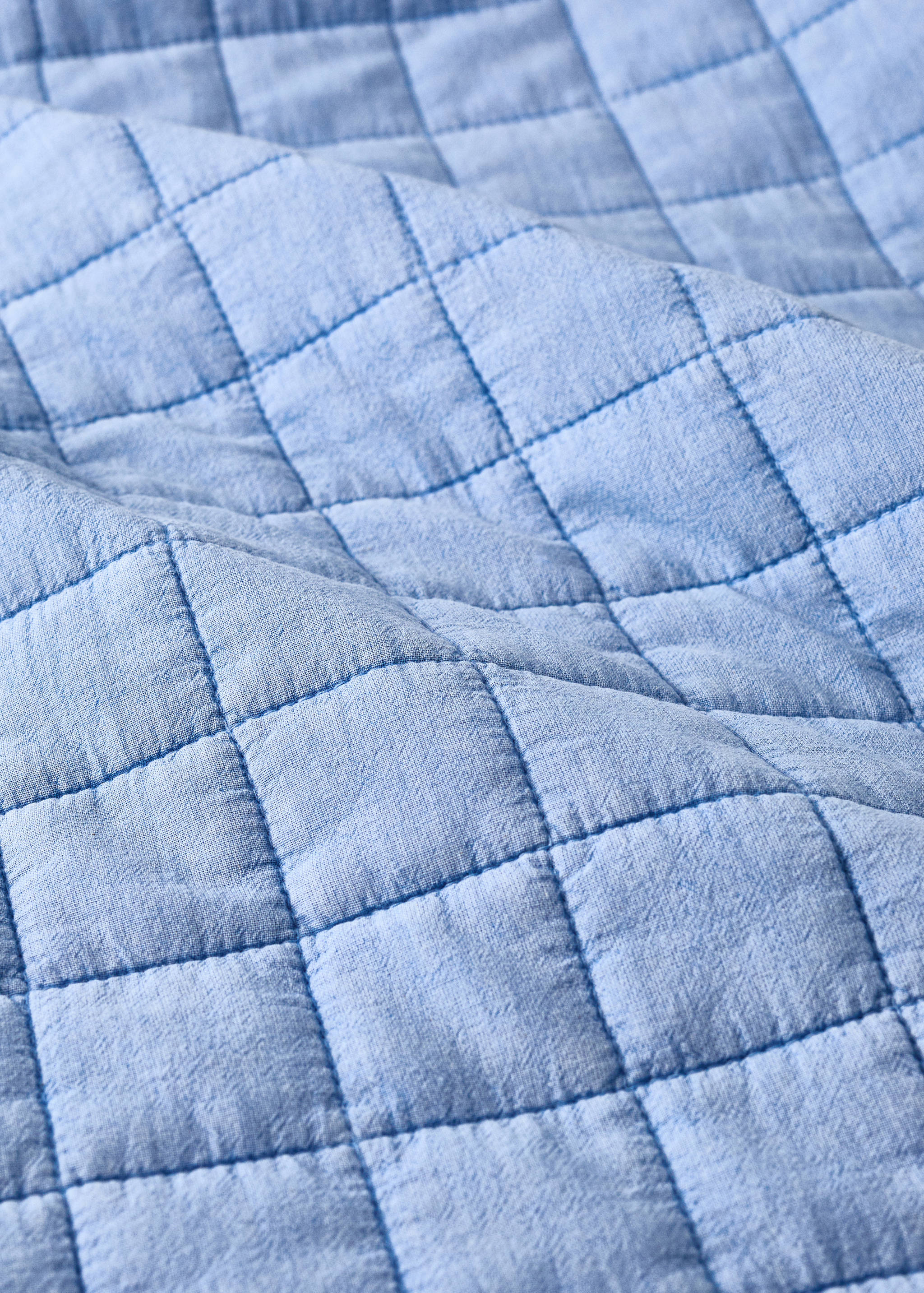 Children's cotton quilt with padded check pattern - Details of the article 2