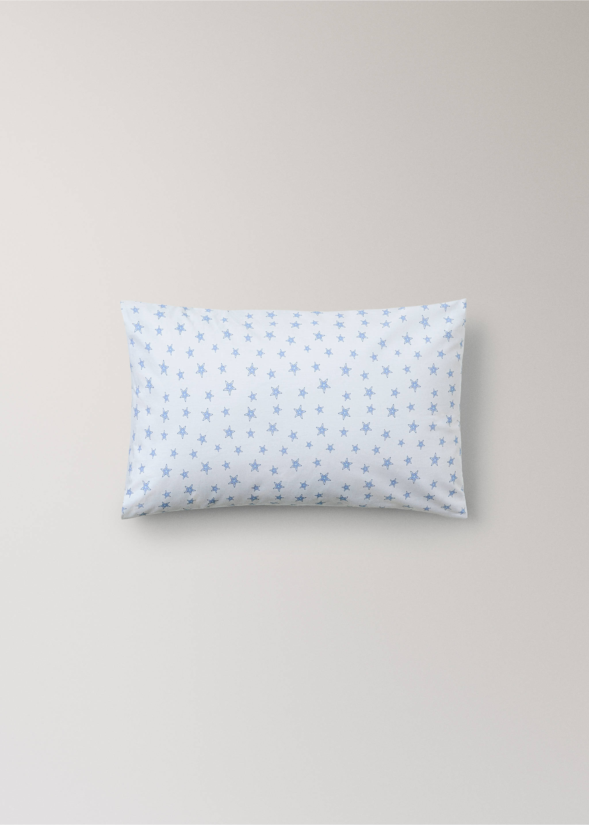 Star-patterned cotton percale children’s pillowcase 30 x 50 cm - Article without model, Blue. Ref: 27054062-00.