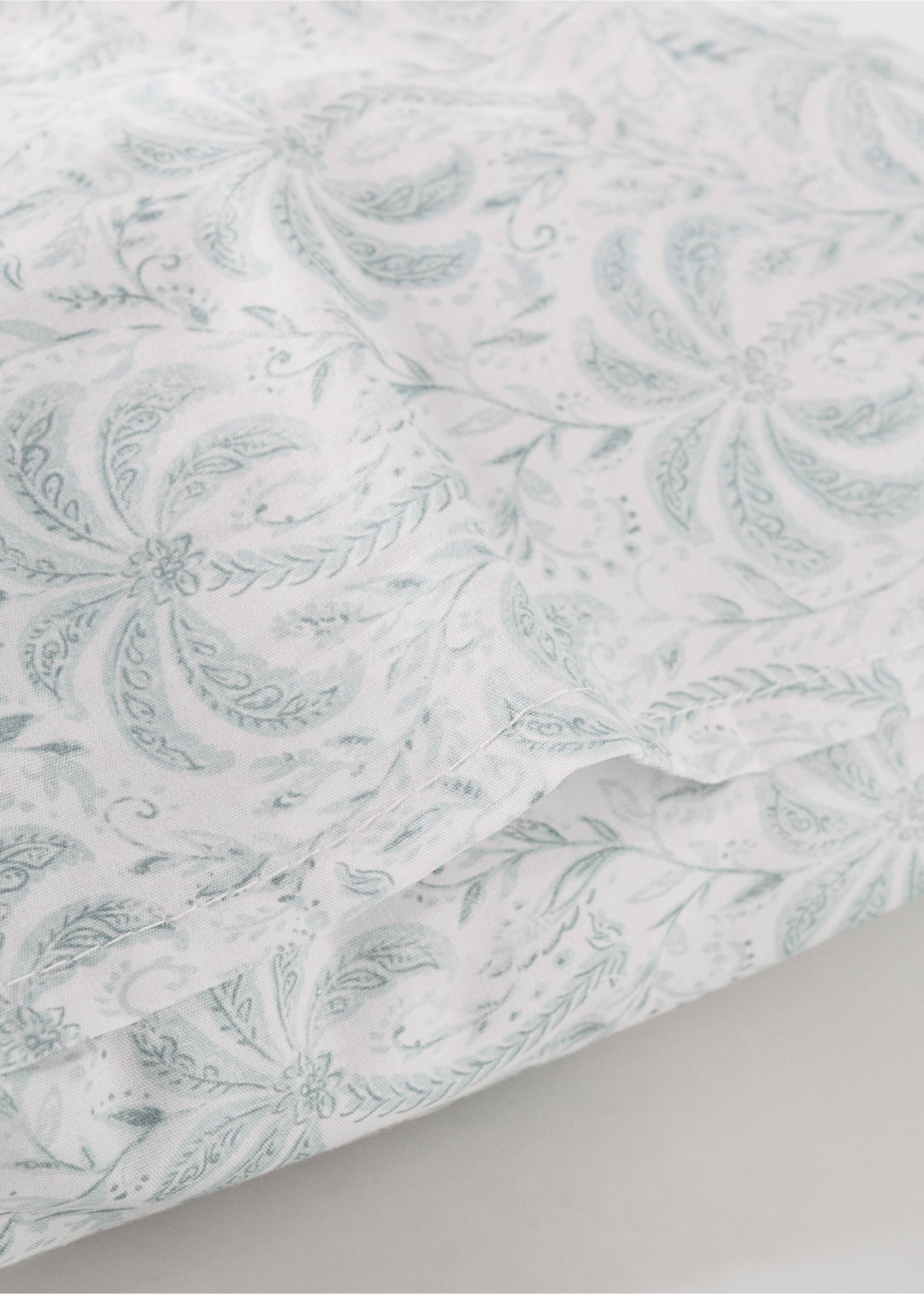 Cot bed pillowcase in percale cotton with palm tree design - Details of the article 1, Pastel Green. Ref: 27054064-00.