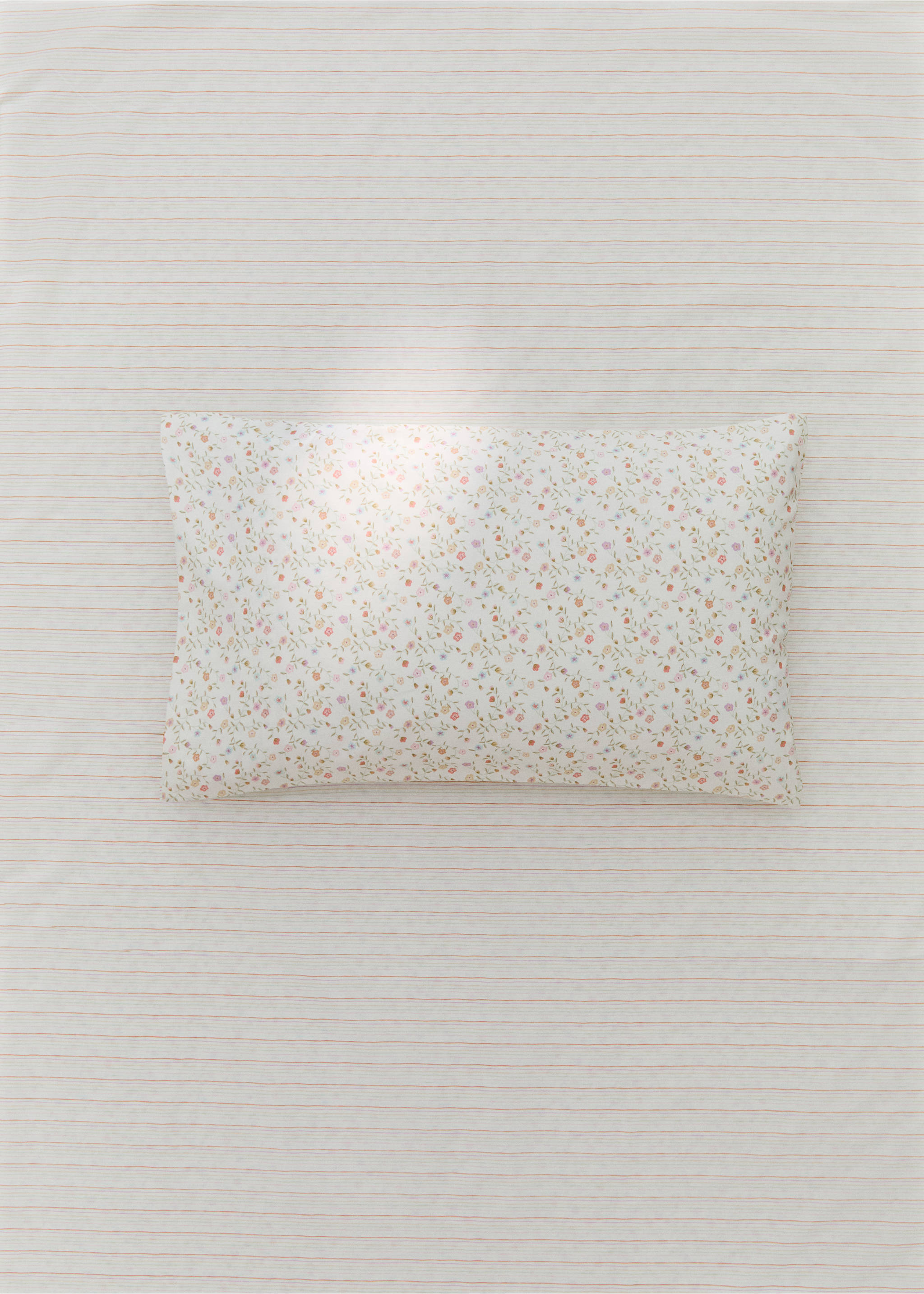 Cot bed pillowcase cotton floral - General plane, Pink. Ref: 27054069-00.