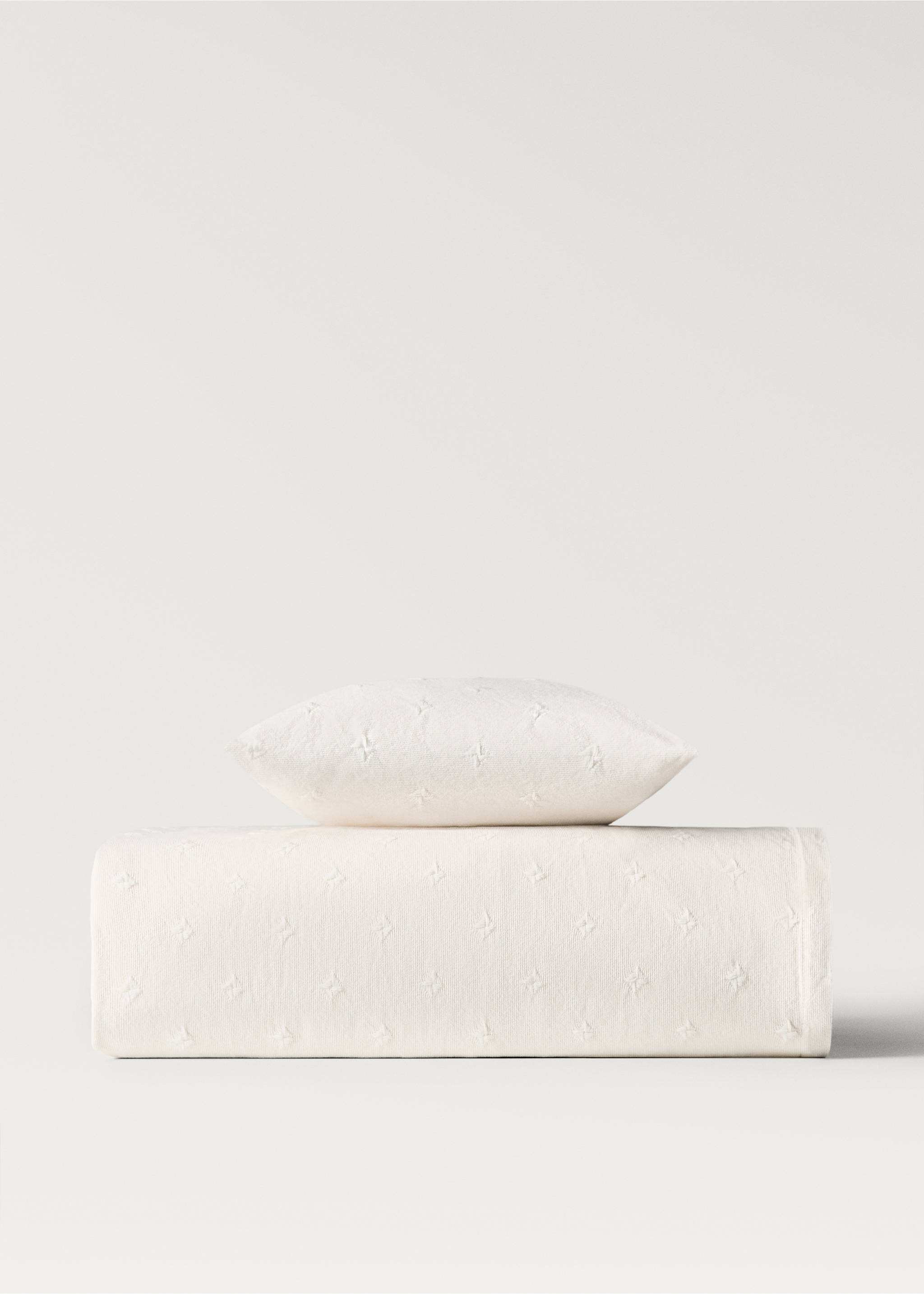 Spjälsängstäcke i bomullsjacquard - Artikel utan modell, Vit. Ref: 27054072-00.